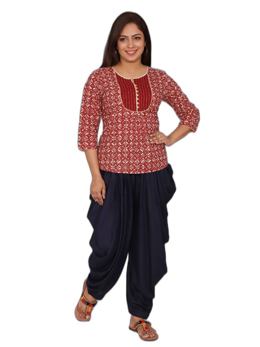 

SUTI Women Maroon Geometric Print Pure Cotton Top