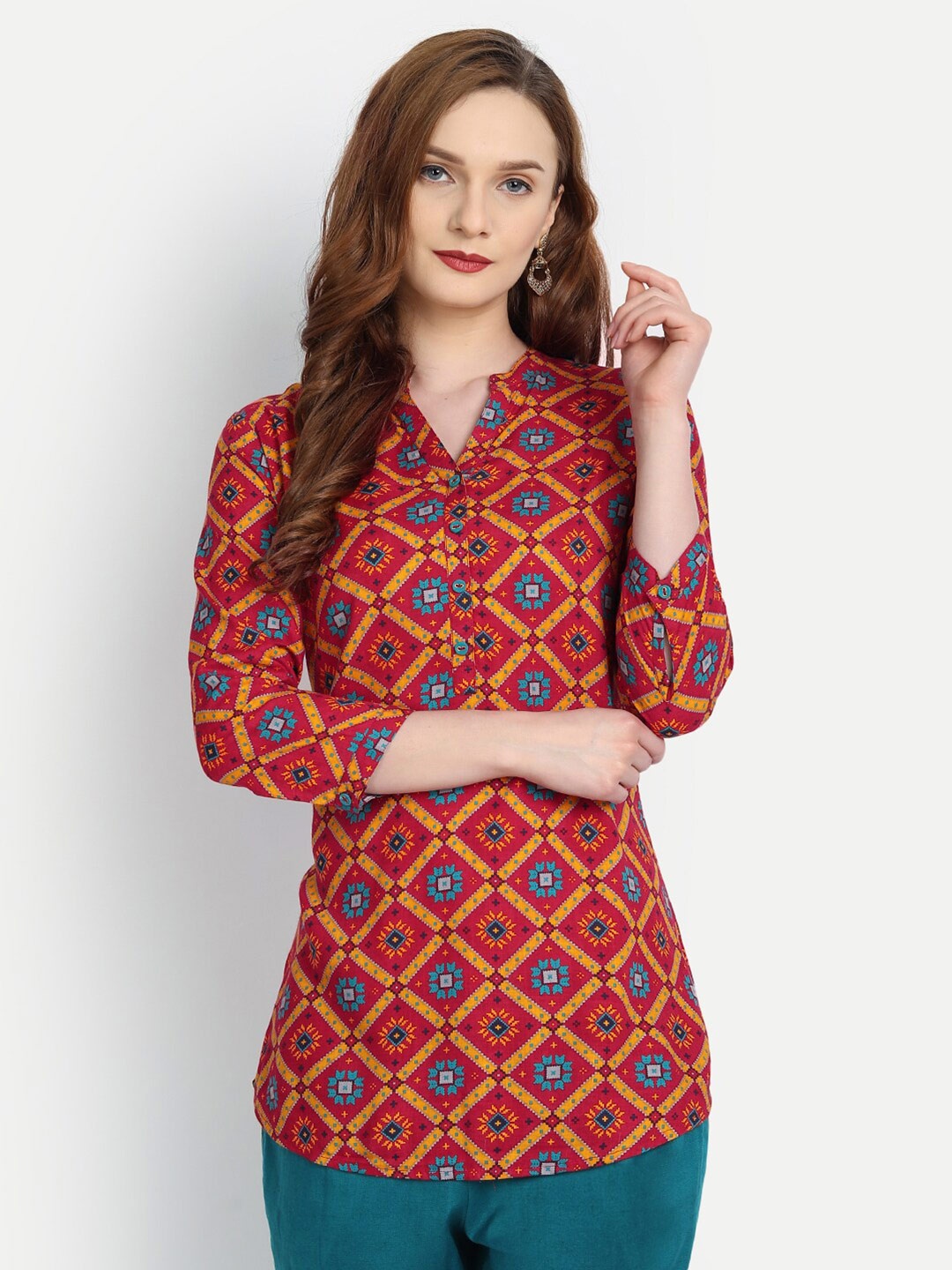 

SUTI Red & Turquoise Blue Geometric Print Mandarin Collar Shirt Style Top