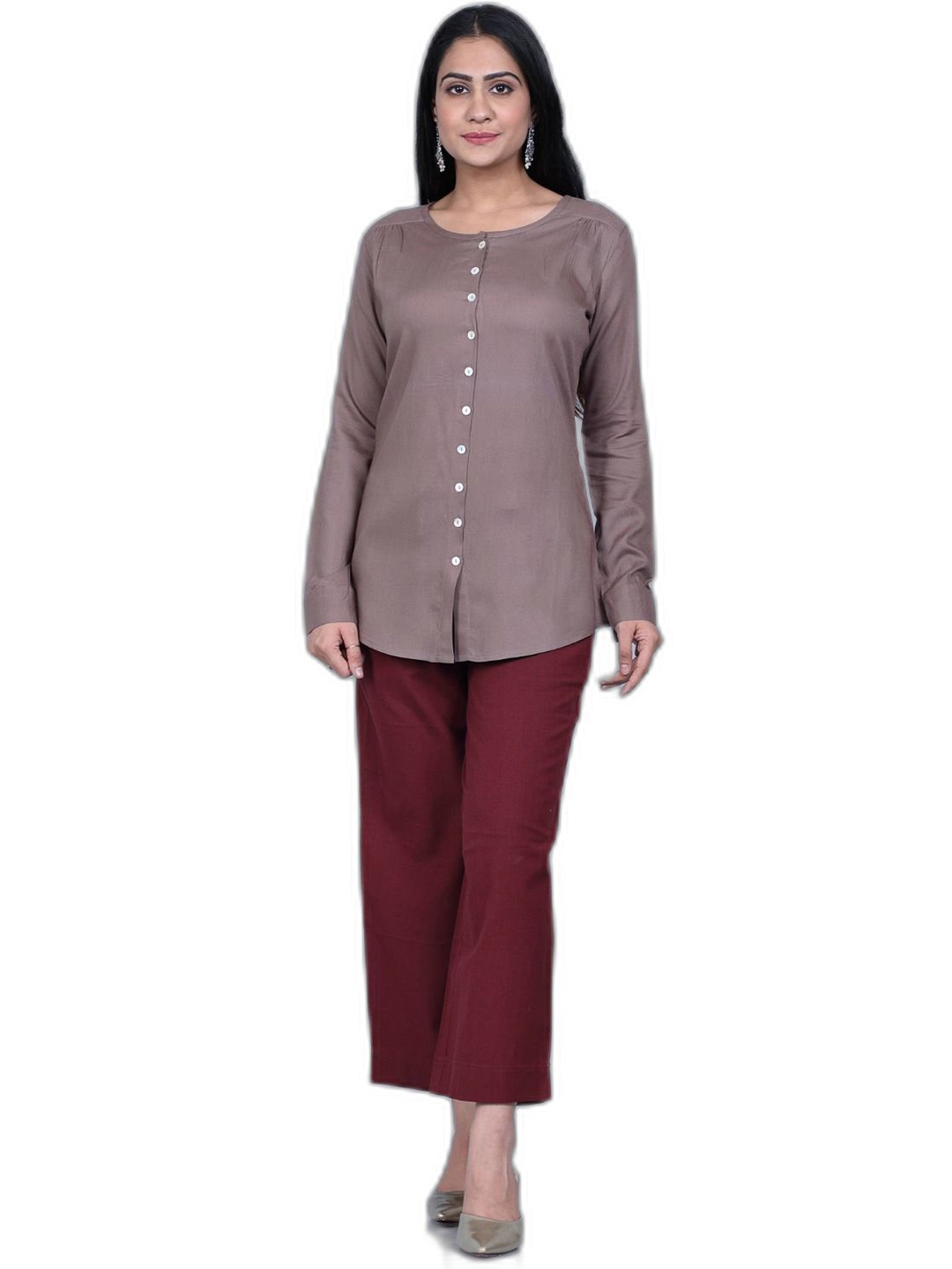 

SUTI Women Brown Rayon Staple Solid Top