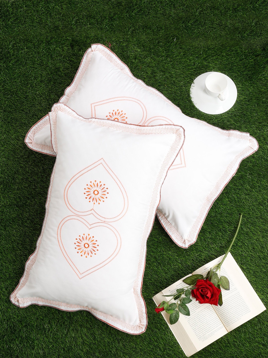 

SOKNACK Set Of 2 White Embroidered 220 TC Cotton Pillow Covers