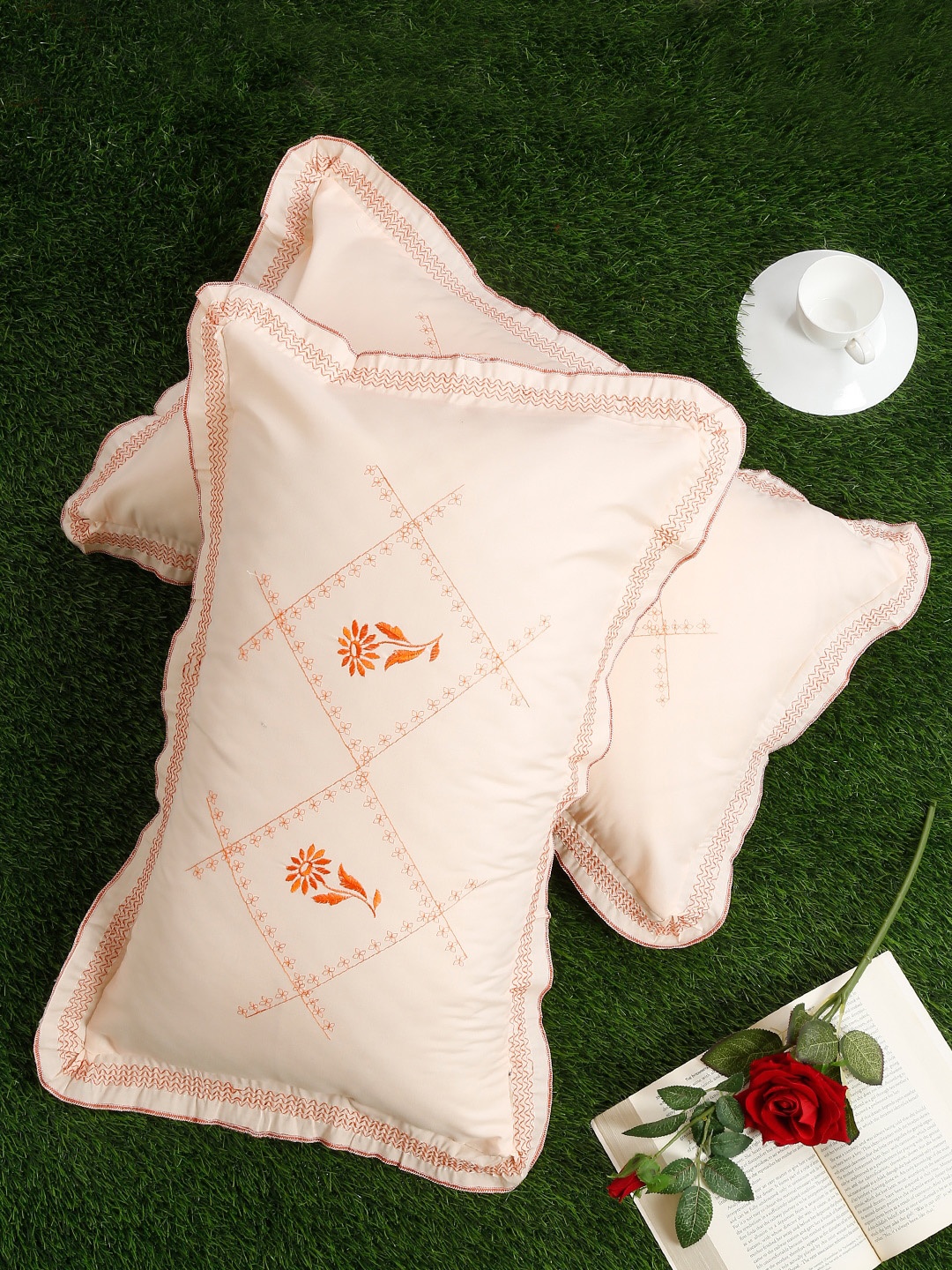 

SOKNACK Set Of 2 Peach-Coloured Embroidered Pure Cotton 220TC Pillow Covers