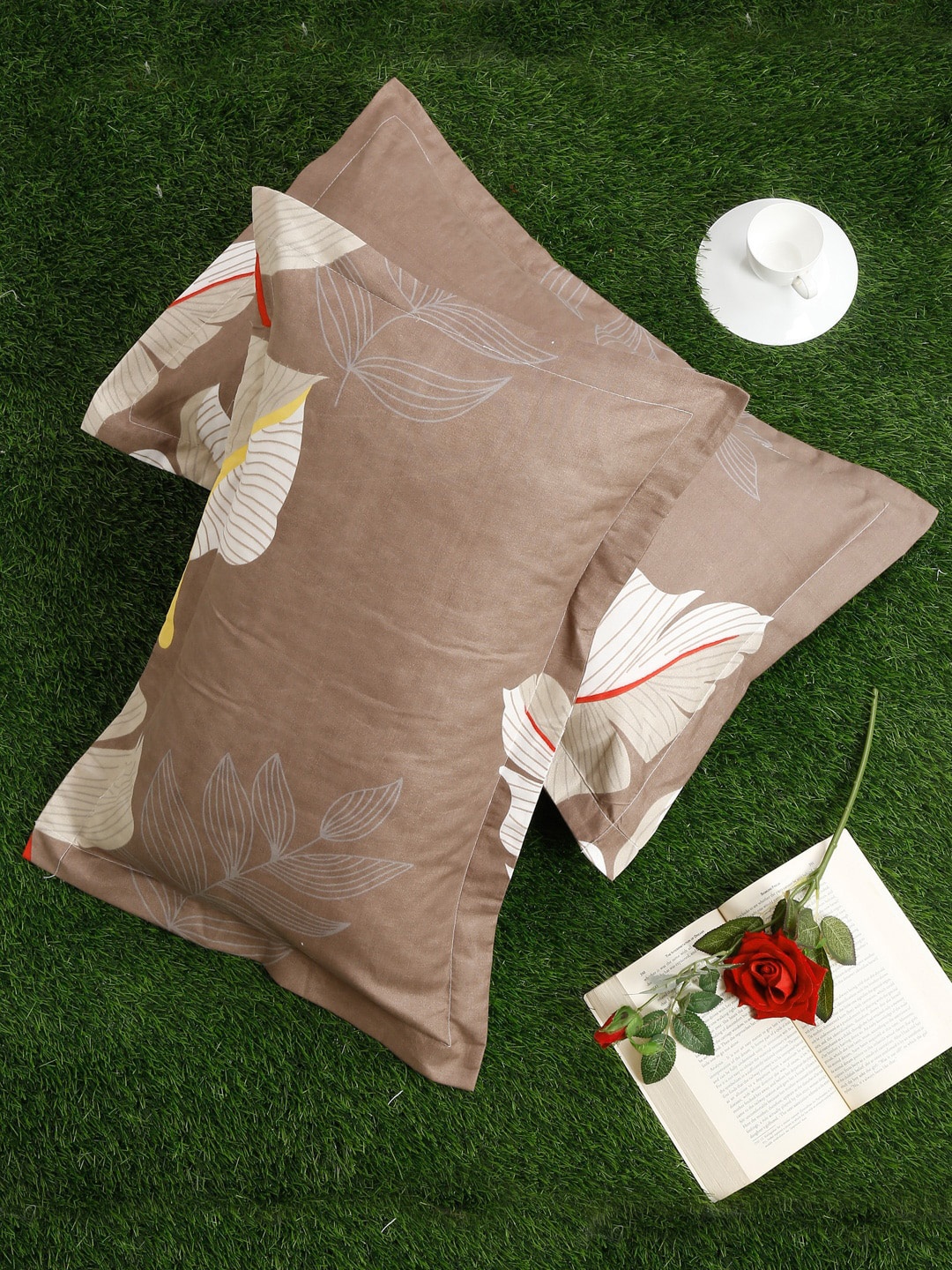 

SOKNACK Unisex Set Of 2 Beige Printed Cotton 280 TC Pillow Covers