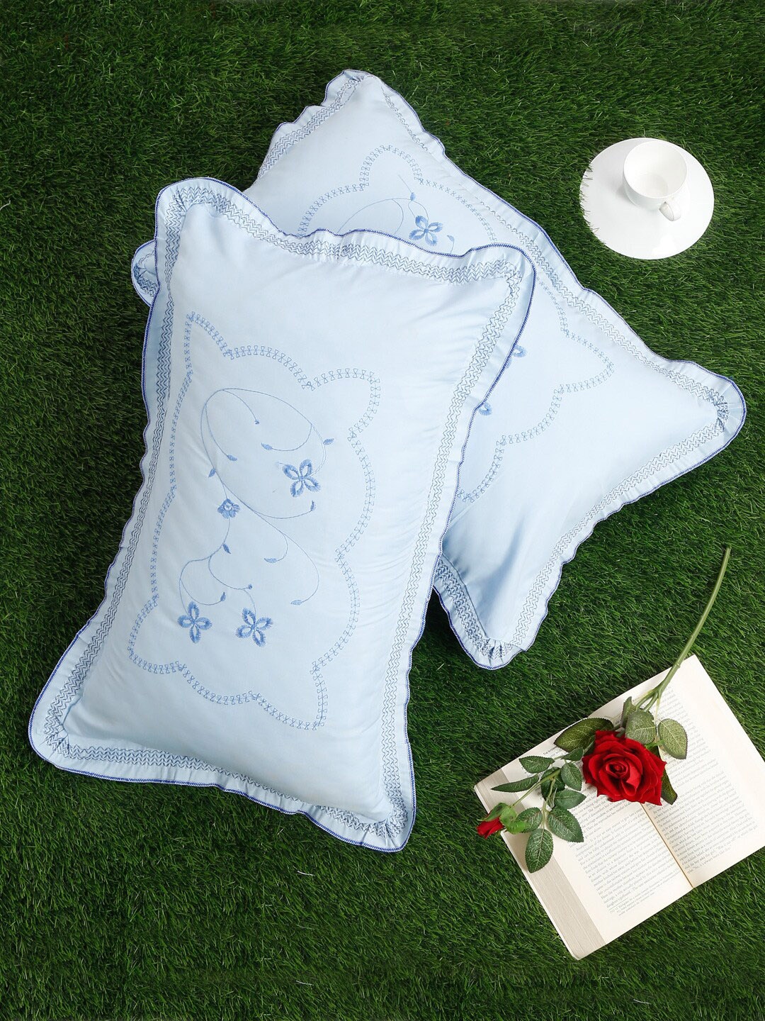 

SOKNACK Set Of 2 Embroidered 220 TC Pure Cotton Pillow Covers, Blue