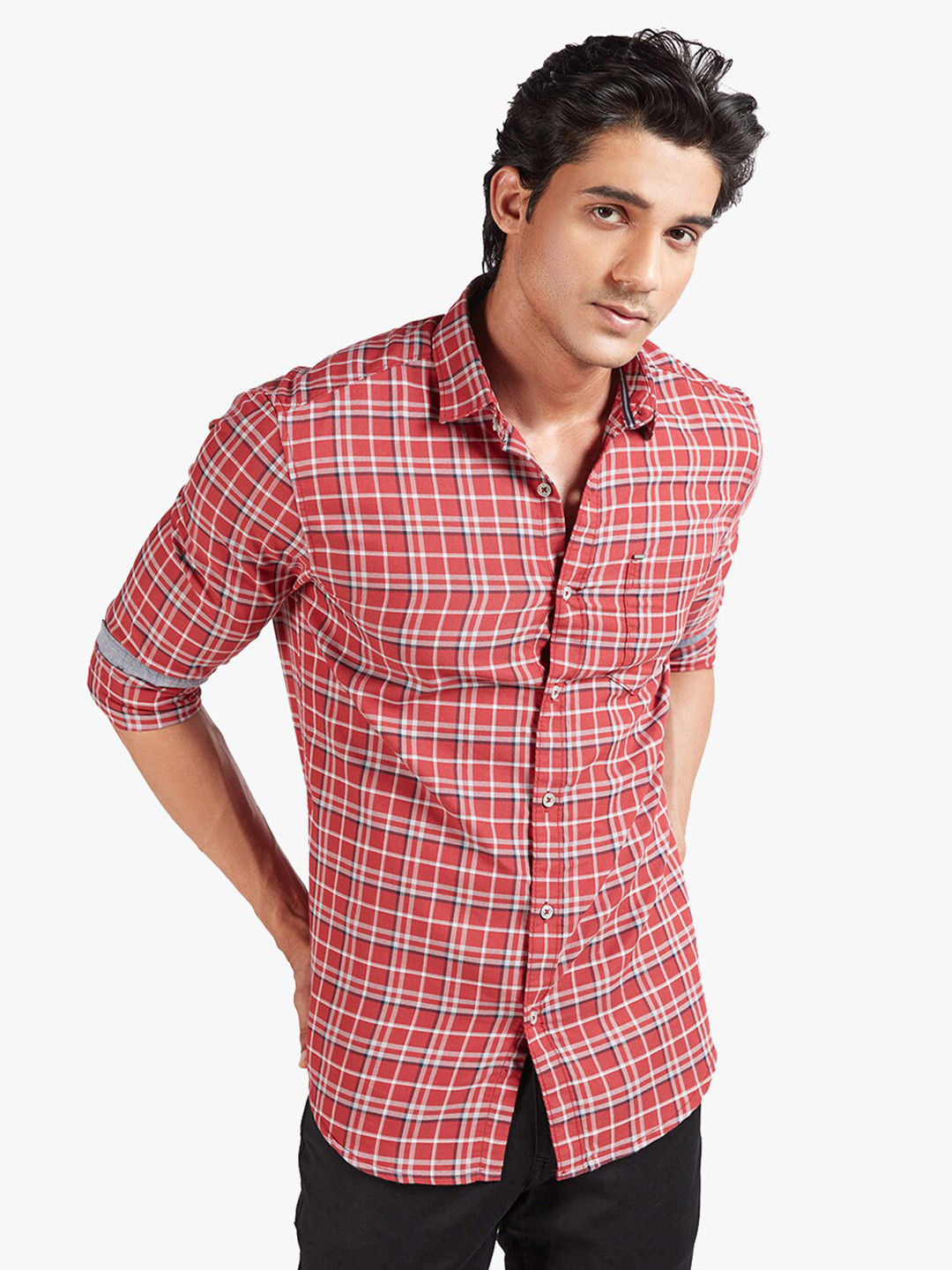 

Blue Buddha Men Maroon Tartan Checks Cotton Casual Shirt