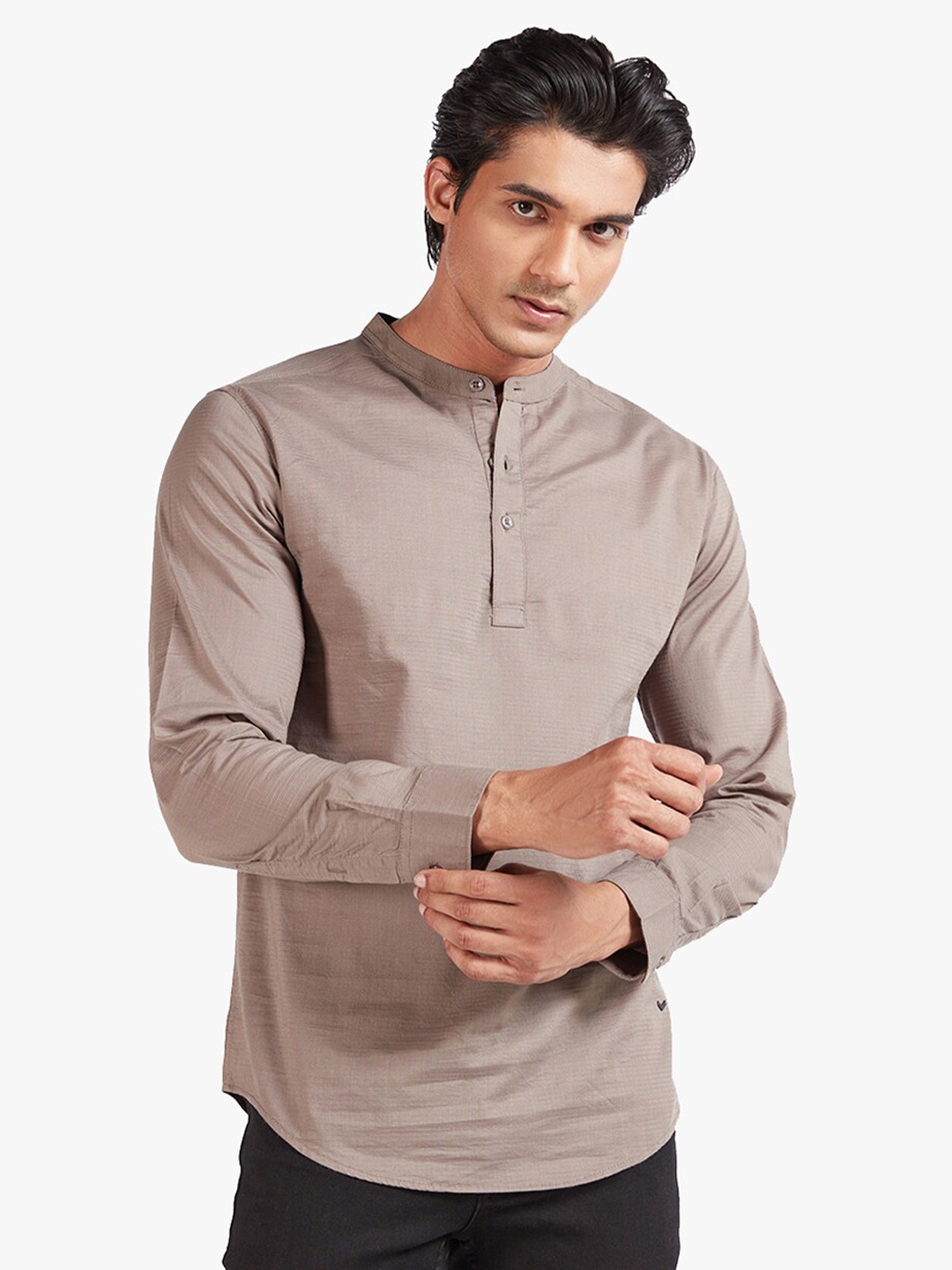 

Blue Buddha Men Grey Casual Shirt