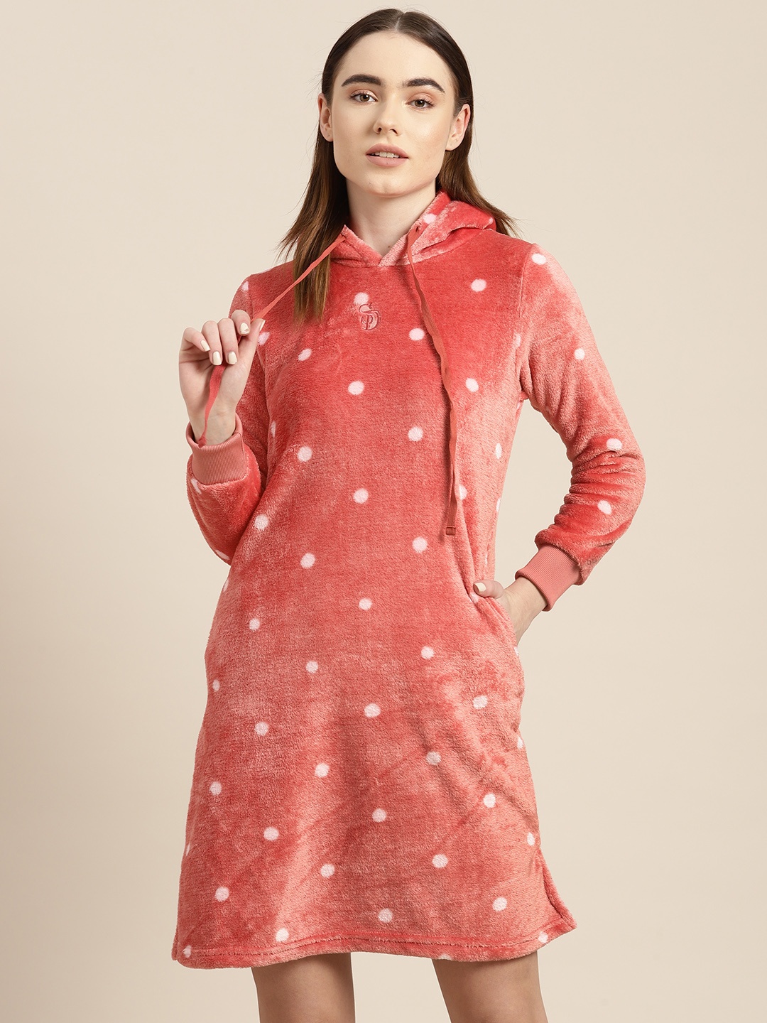 

Sweet Dreams Polka Dots Hooded Fleece Nightdress, Mauve