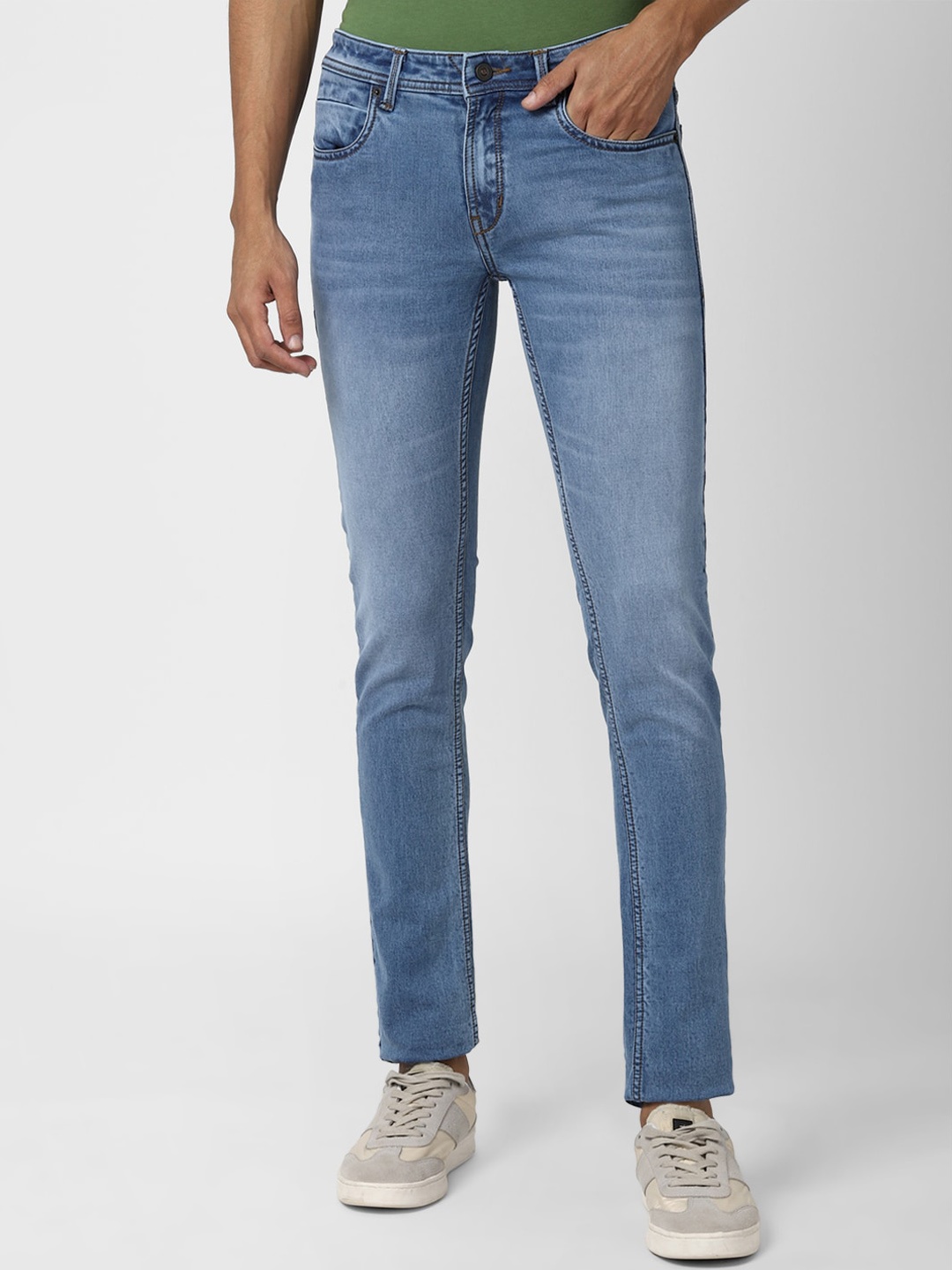 

Peter England Casuals Men Blue Slim Fit Heavy Fade Jeans