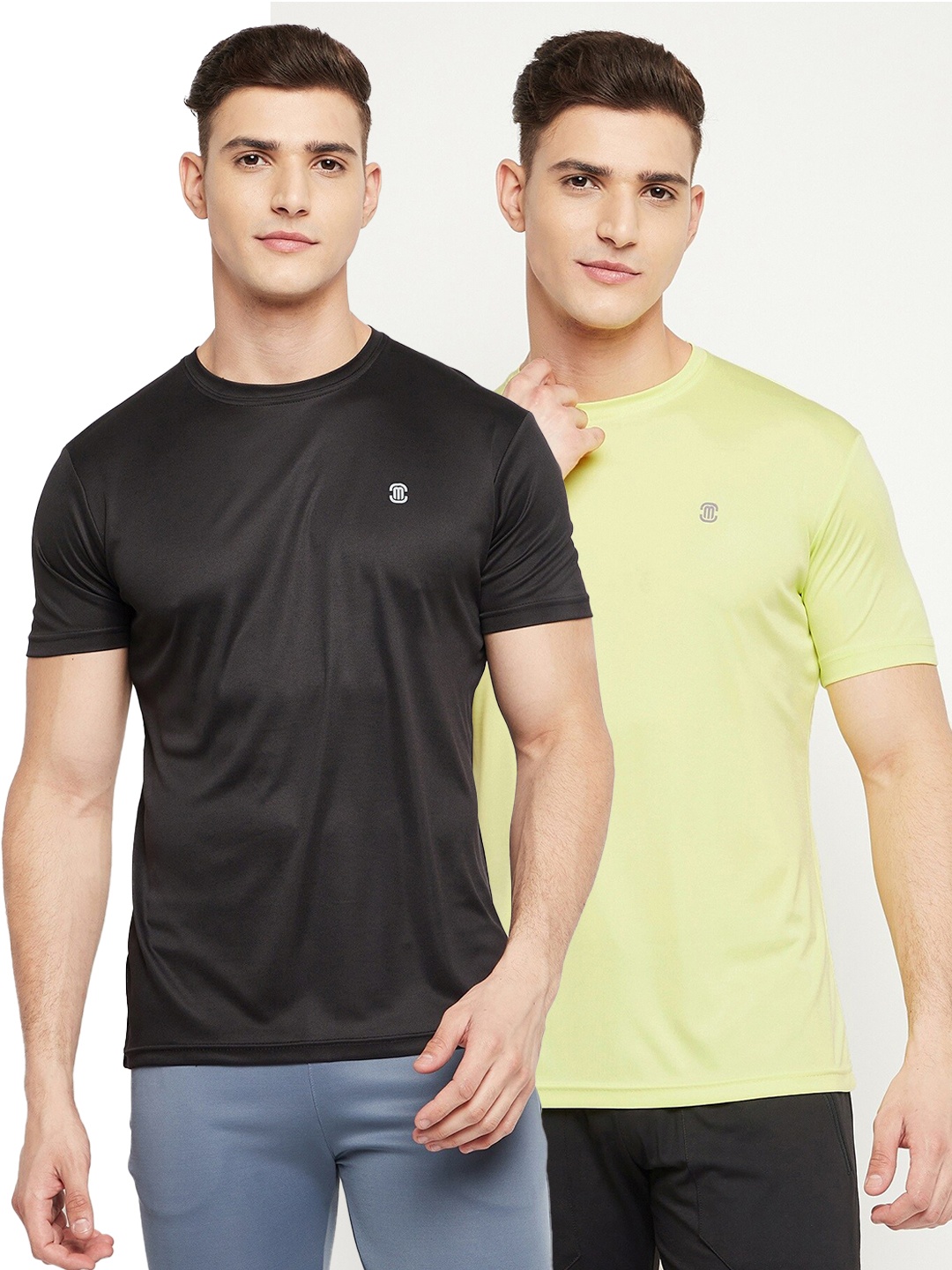 

MOZAFIA Men Pack Of 2 Yellow And Black Solid Half Sleeves T-shirt