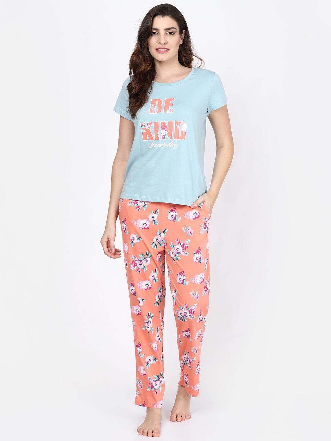 

MAYSIXTY Women Coral & Blue Printed Night suit