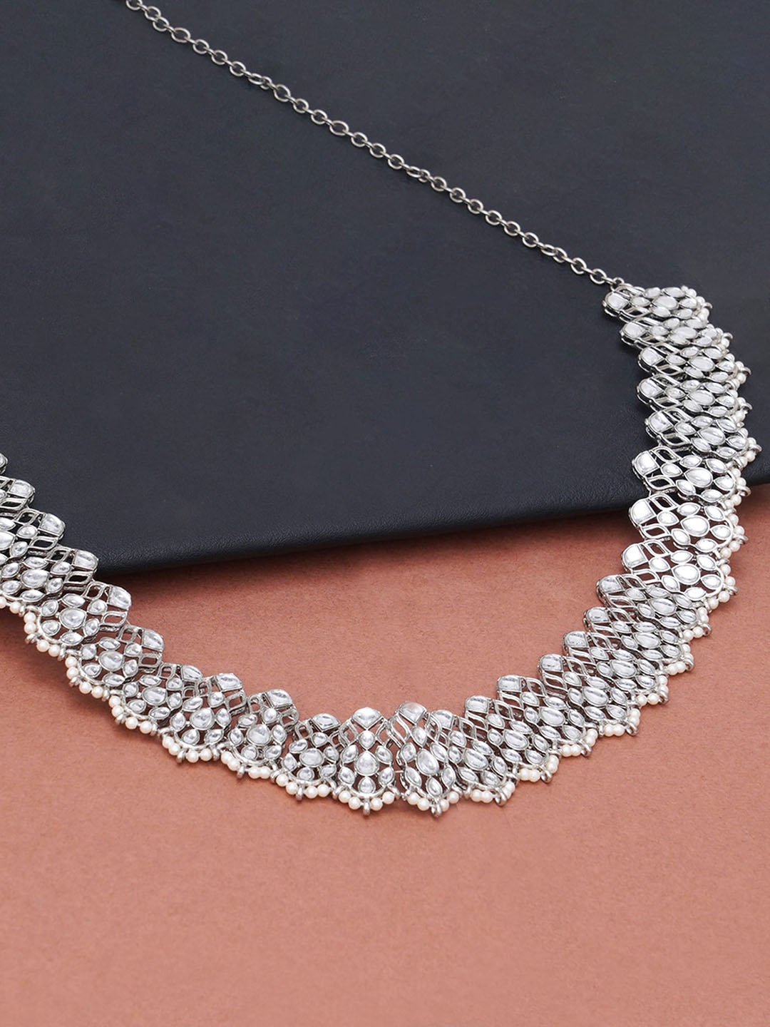 

KARATCART Silver-Toned & White Kundan Studded Kamarbandh