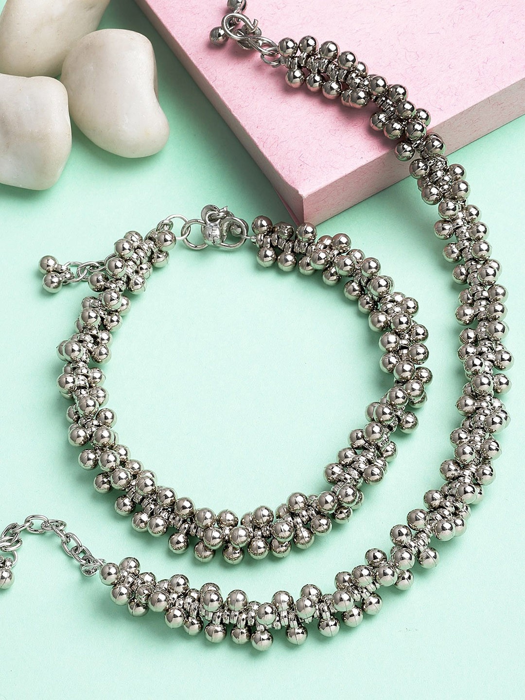 

KARATCAR Set Of 2 Silver-Plated Silver Toned Beaded Anklets