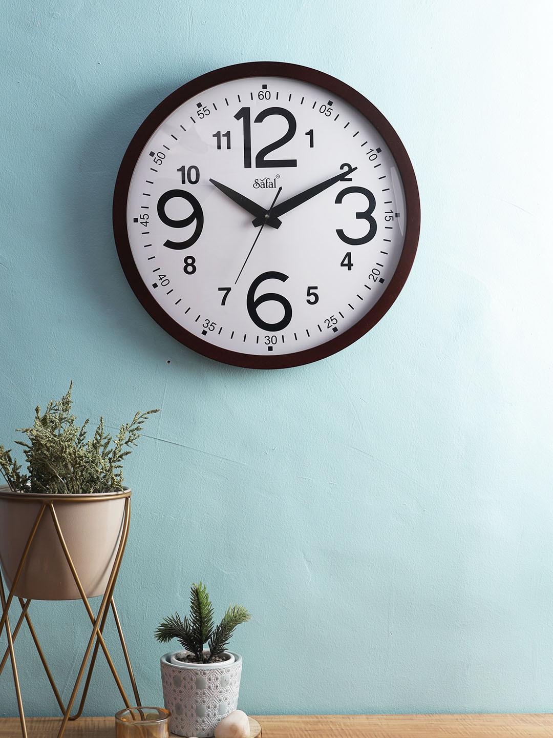 

Safal Brown & White Contemporary Wall Clock Exquisite Wooden A Silent Sweep Mechanism