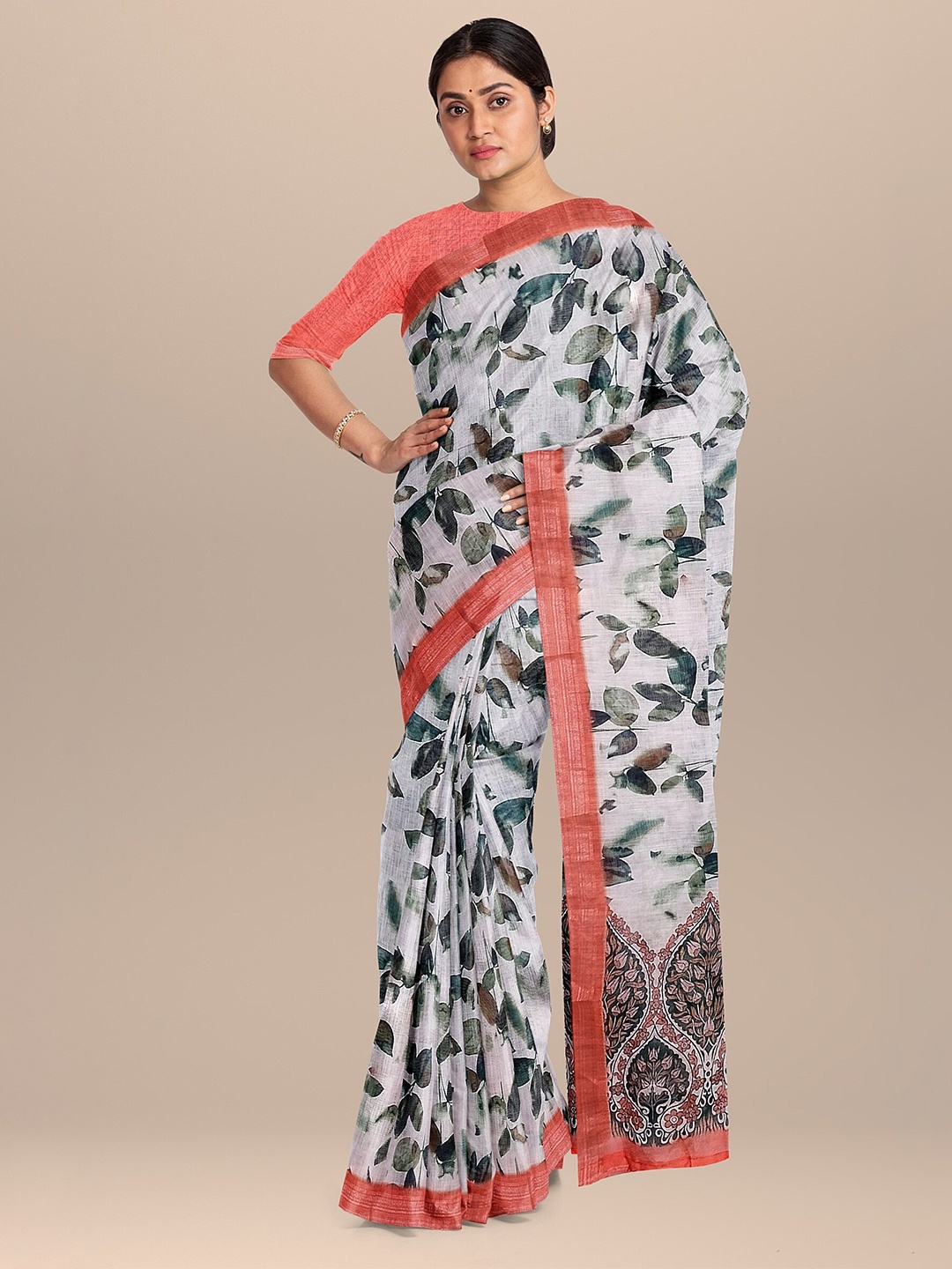 

The Chennai Silks Peach-Coloured & Grey Floral Printed Saree