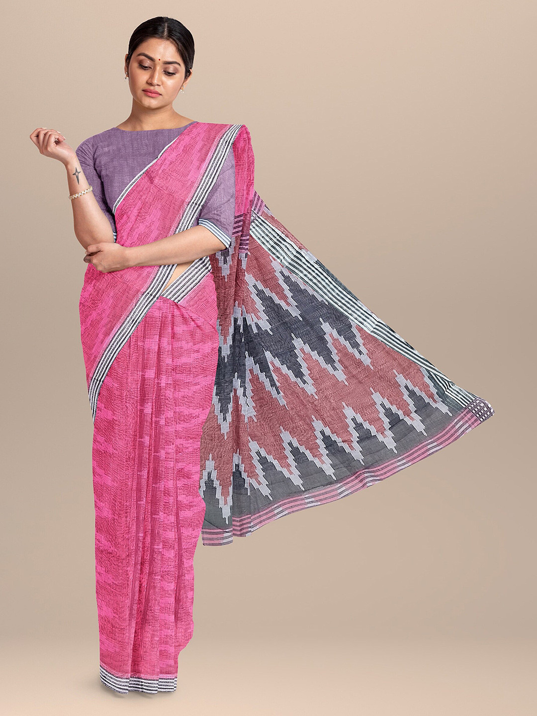 

The Chennai Silks Pink & Blue Linen Blend Fusion Saree