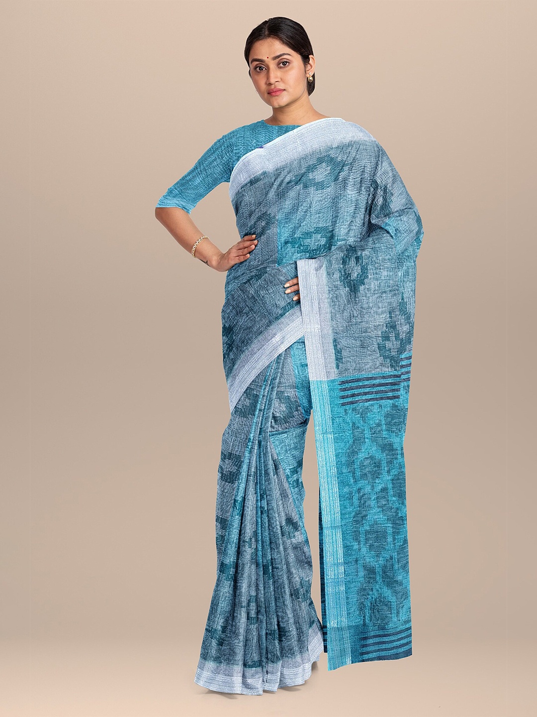 

The Chennai Silks Grey & Blue Linen Blend Saree