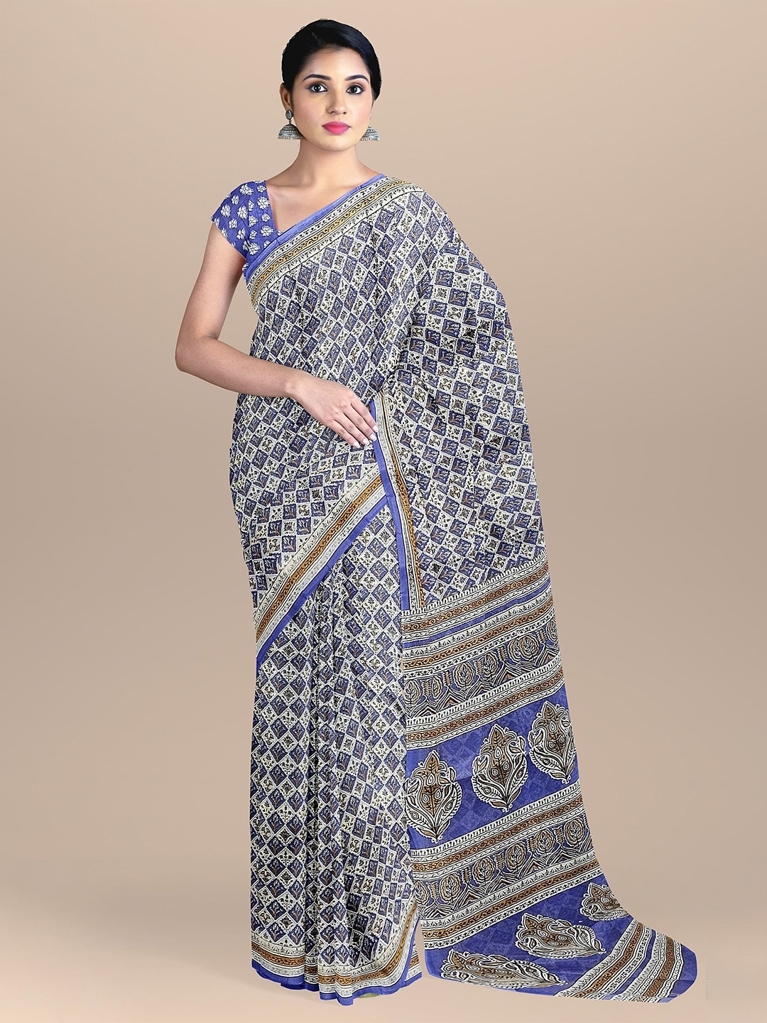 

The Chennai Silks Blue & Off White Floral Pure Cotton Saree