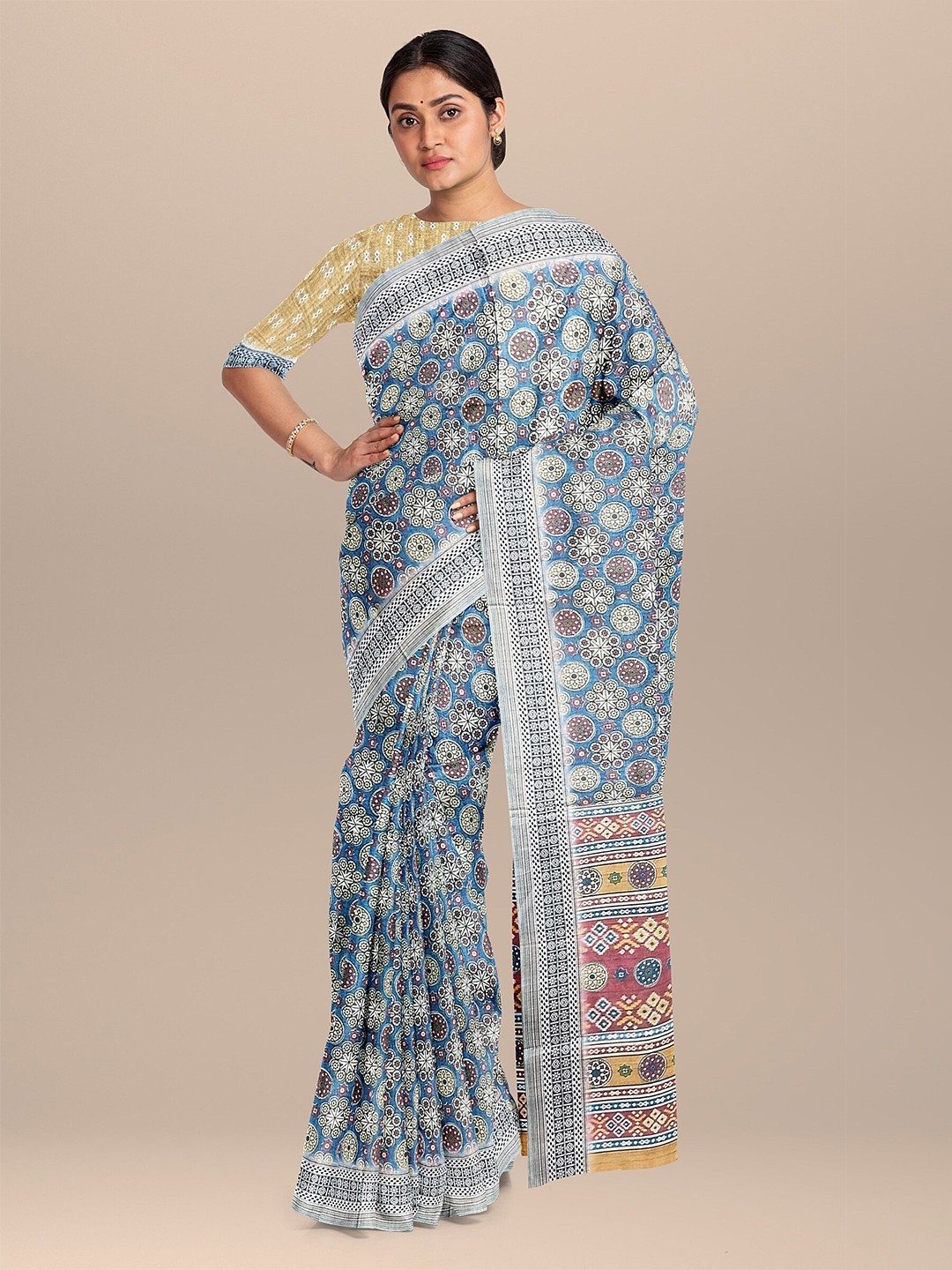 

The Chennai Silks Blue & White Floral Fusion Bhagalpuri Saree