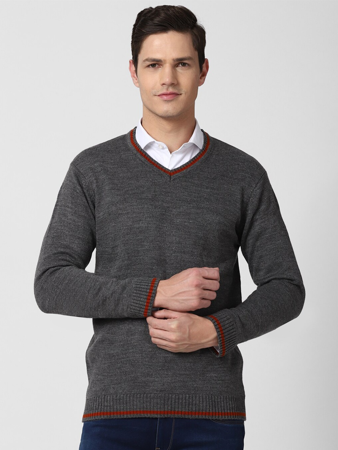 

Peter England Casuals Men Grey Solid Pullover