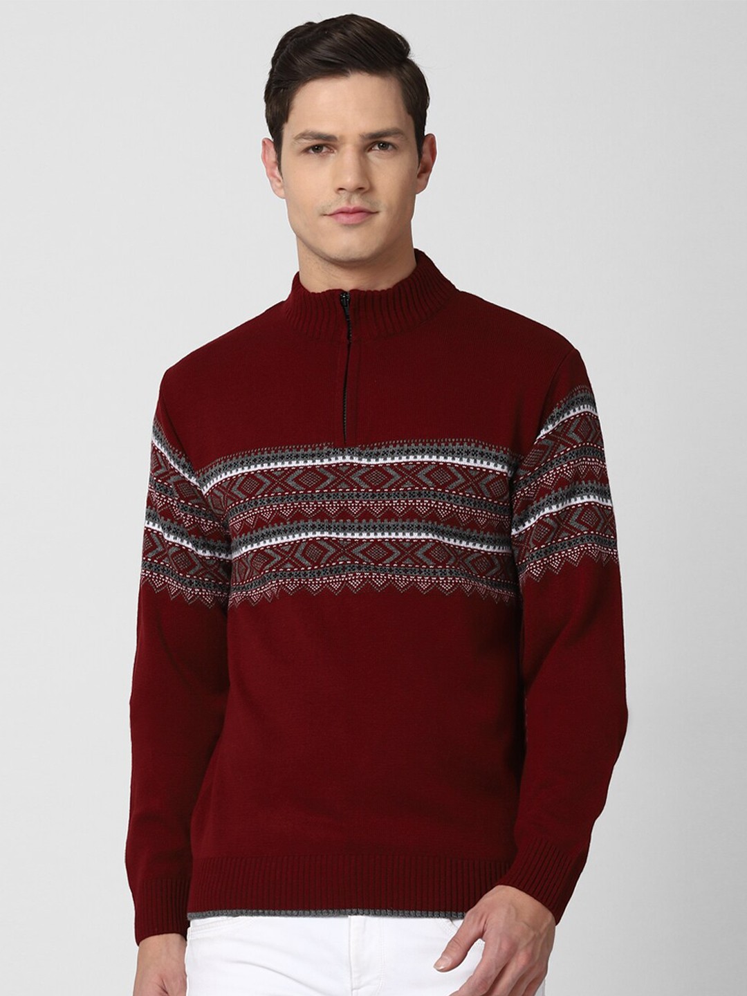 

Peter England Casuals Men Maroon & White Printed Pullover