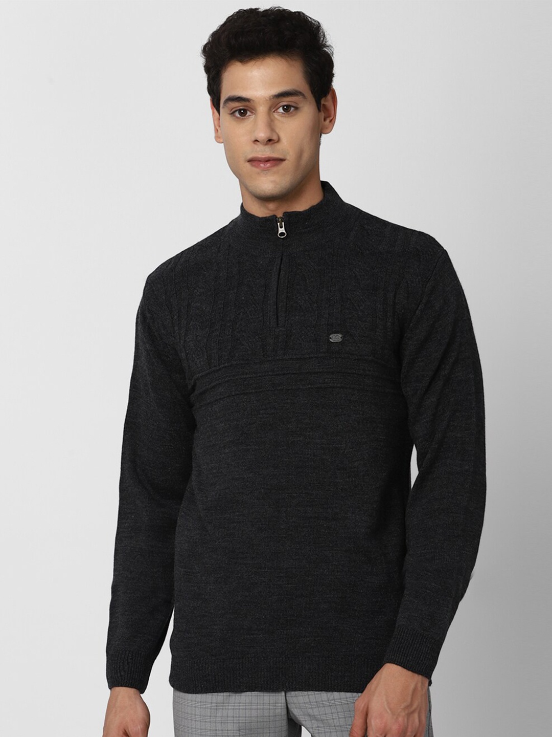 

Peter England Casuals Men Grey Cable Knit Pullover