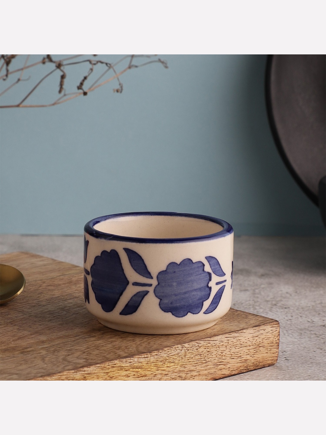 

The Decor Mart Blue & White 1 Piece Floral Printed Ceramic Glossy Bowl