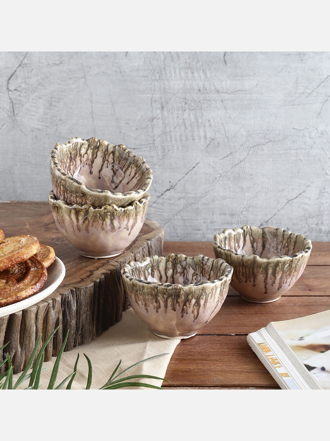 

The Decor Mart Set Of 4 Pink & Brown Printed Ceramic Dishwasher safe Bowls 80ml each