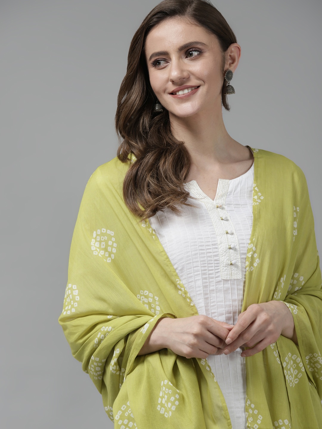 

Yufta Green Bandhani Print Dupatta