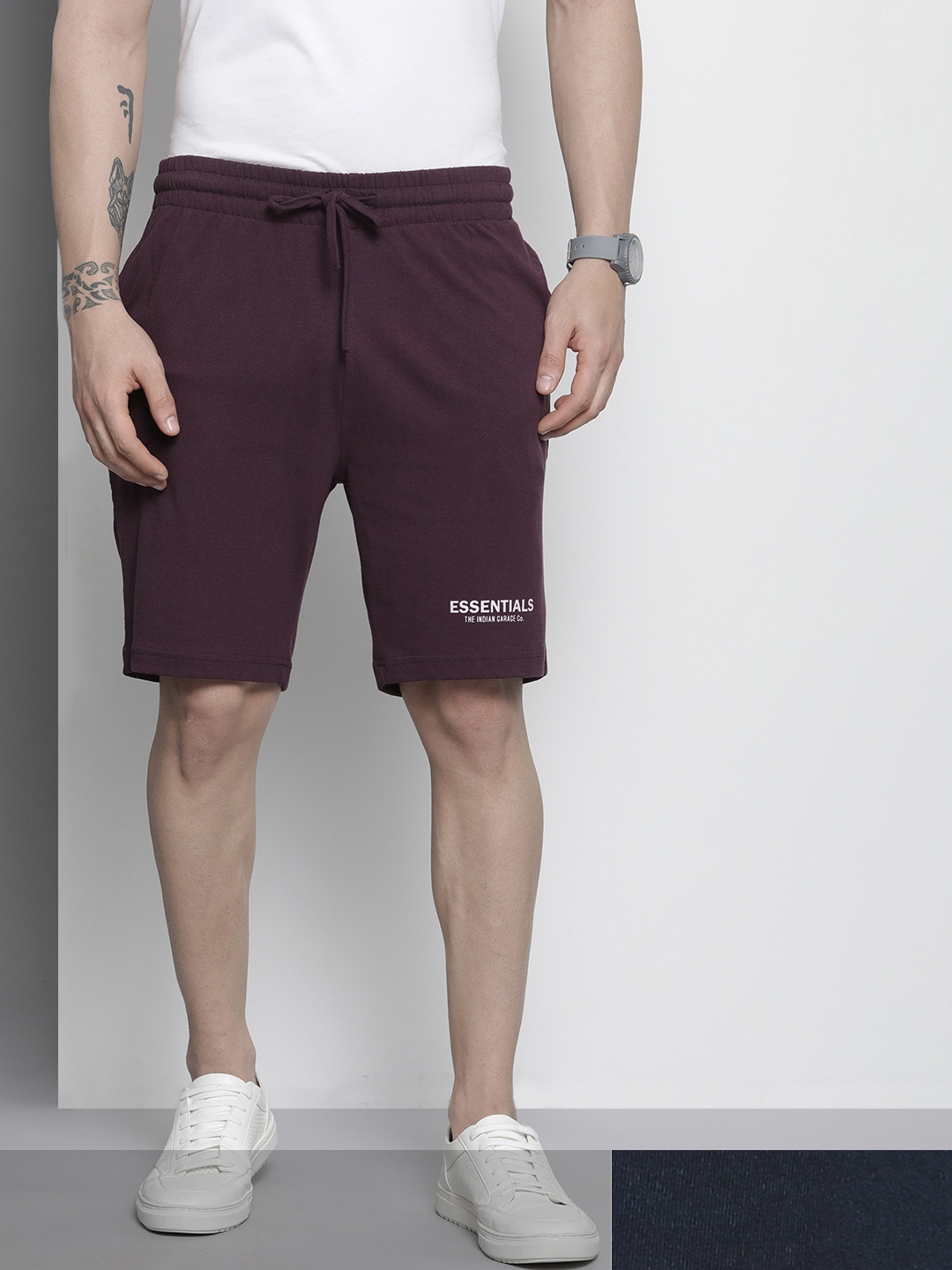 

The Indian Garage Co Men Navy Blue & Maroon Typography Printed Shorts