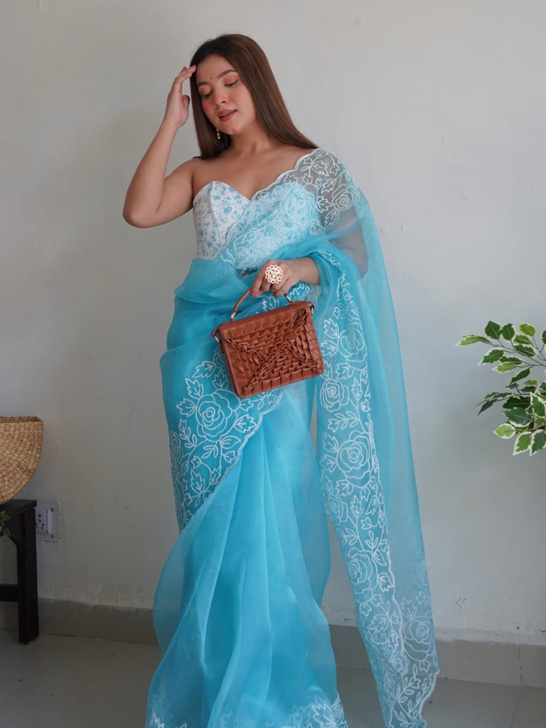 

Mitera Blue & White Floral Embroidered Organza Heavy Work Saree