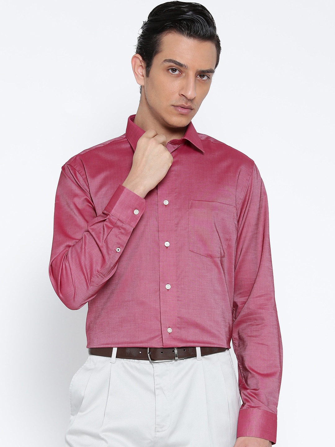 

Blackberrys Men Pink Slim Fit Solid Partywear Shirt