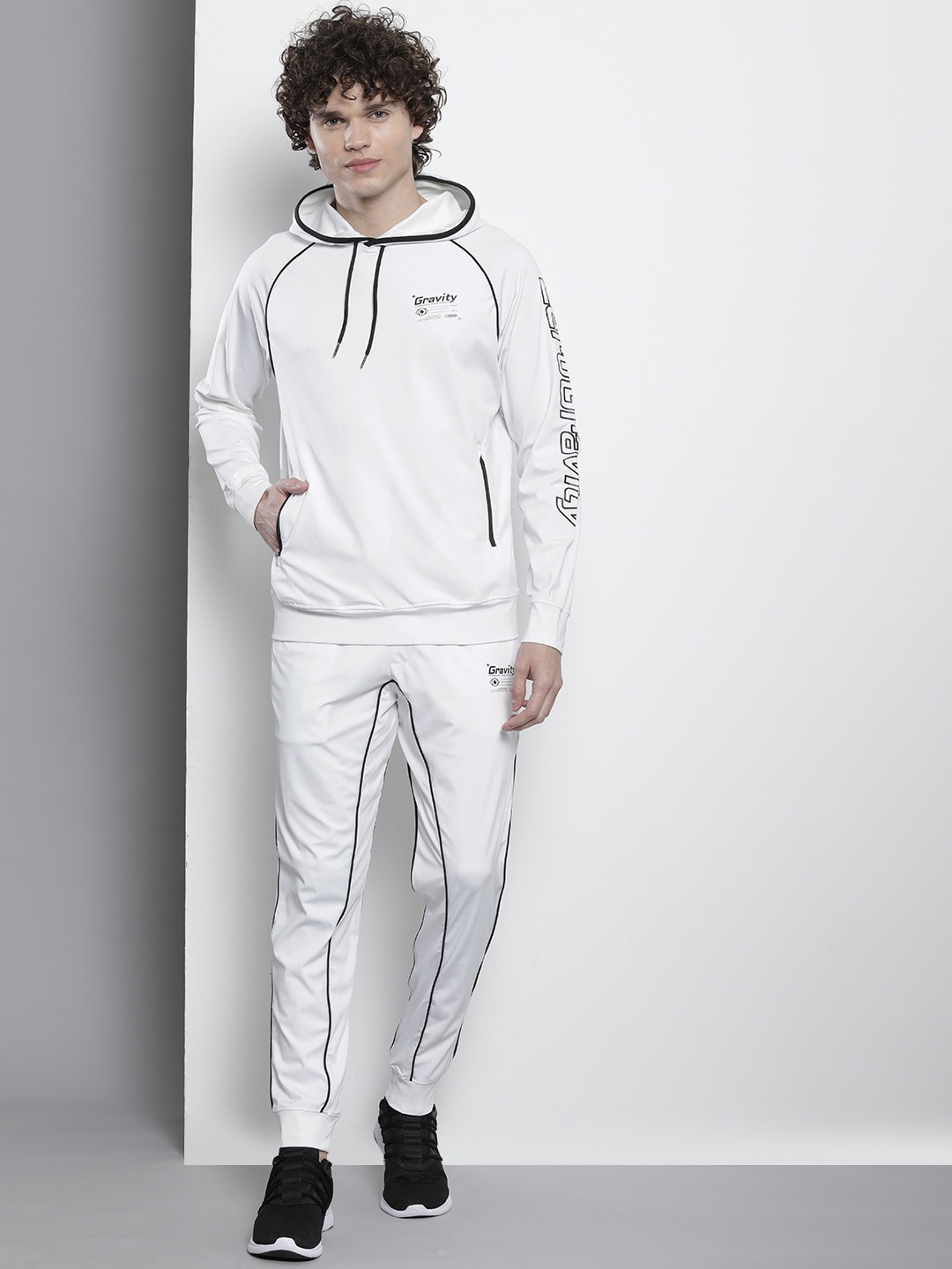 

The Indian Garage Co Men Typography Printed Tracksuit, White