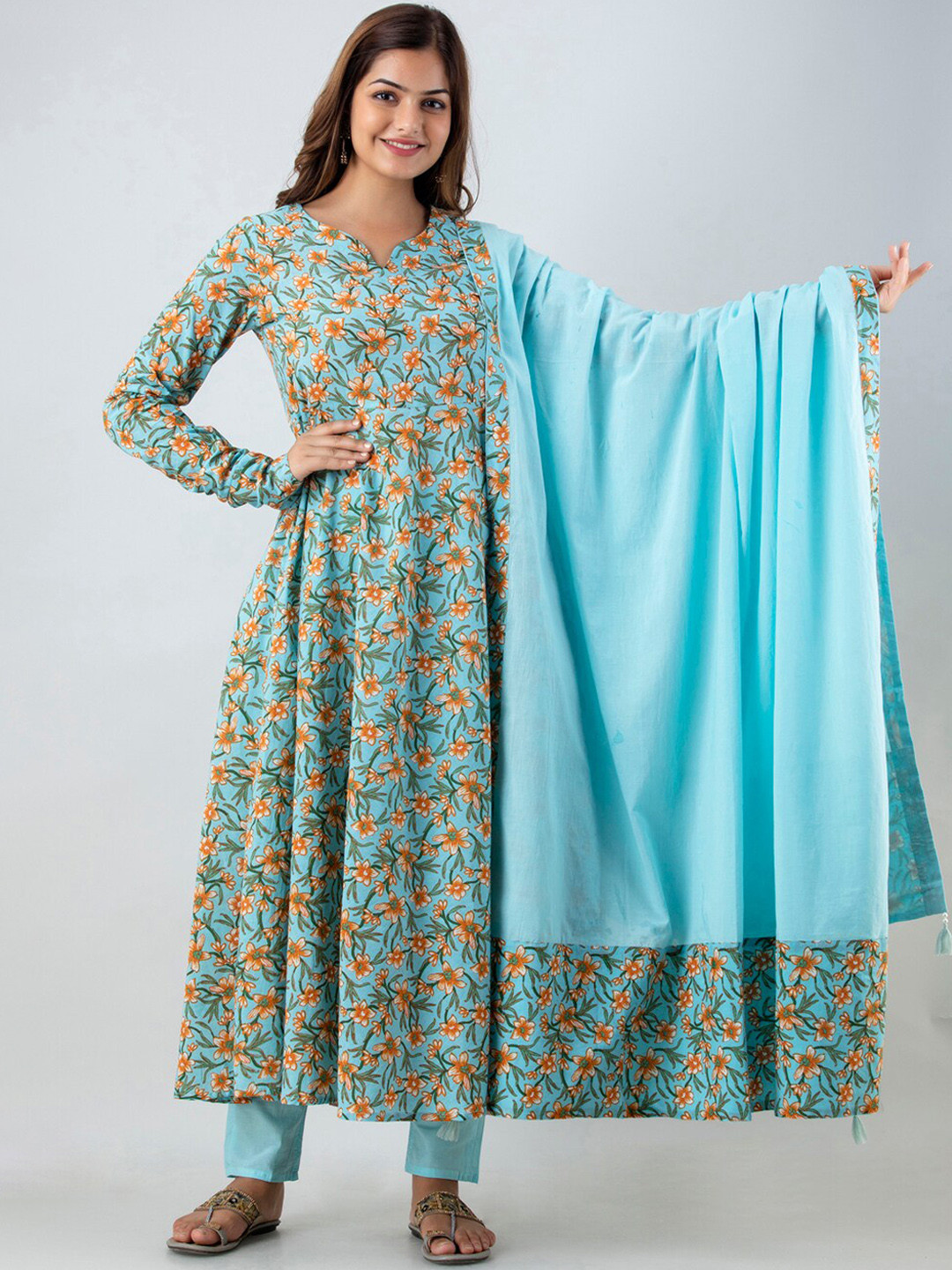 

KALINI Women Sea Green Floral Printed Empire Pure Cotton Kurti with Trousers