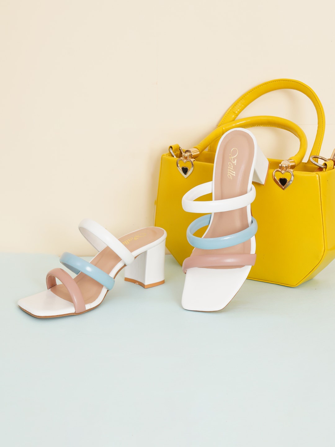 

VEILLE Off White PU Block Heels