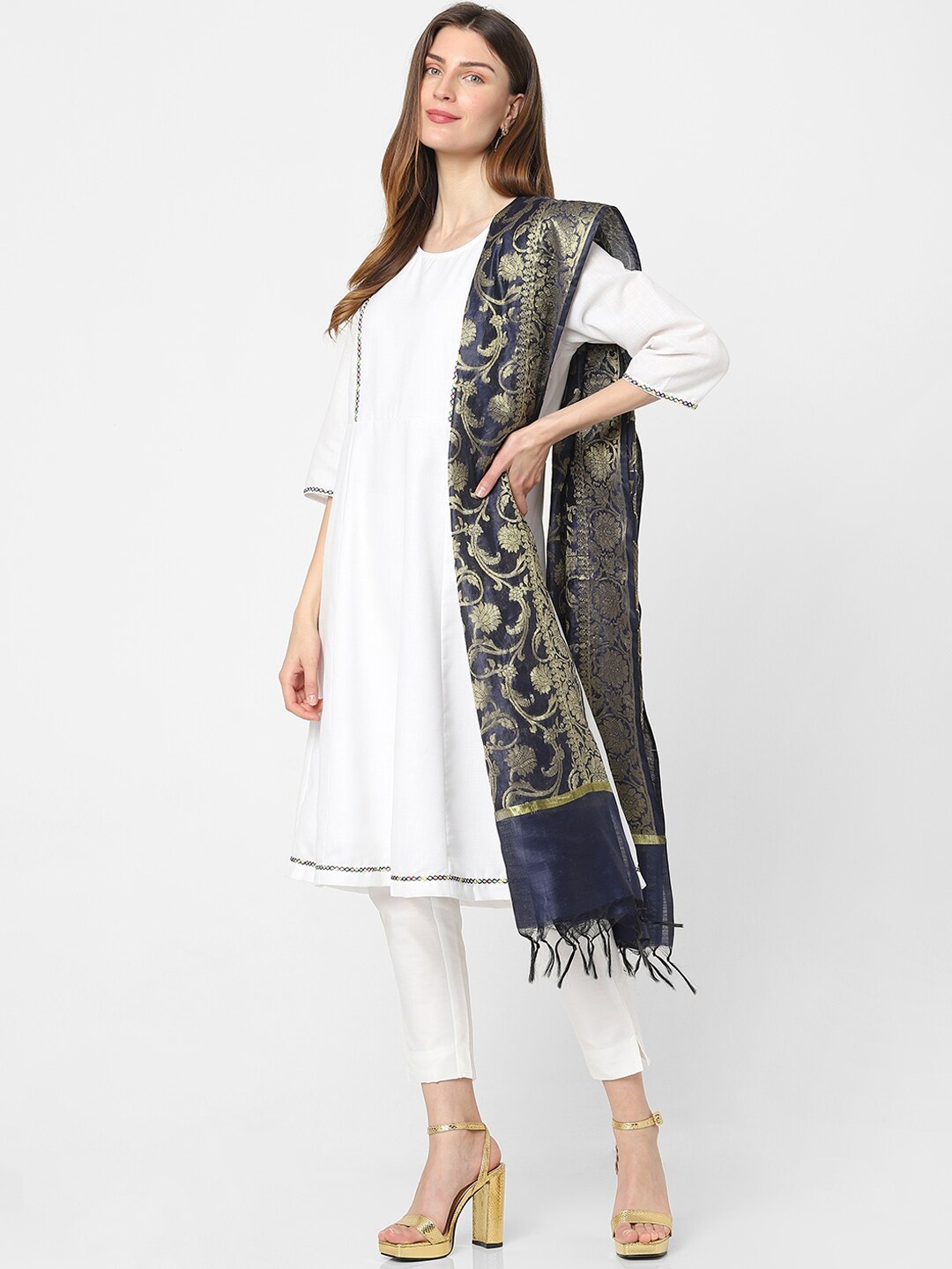 

Indifusion Floral Woven Design Tasselled Dupatta, Navy blue