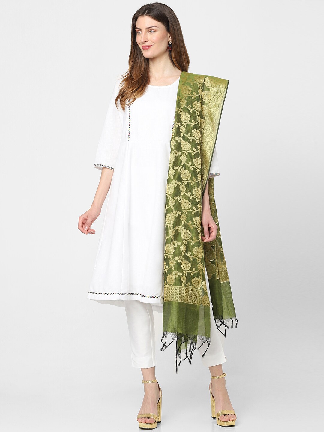 

Indifusion Floral Motifs Woven Design Tasselled Dupatta, Green