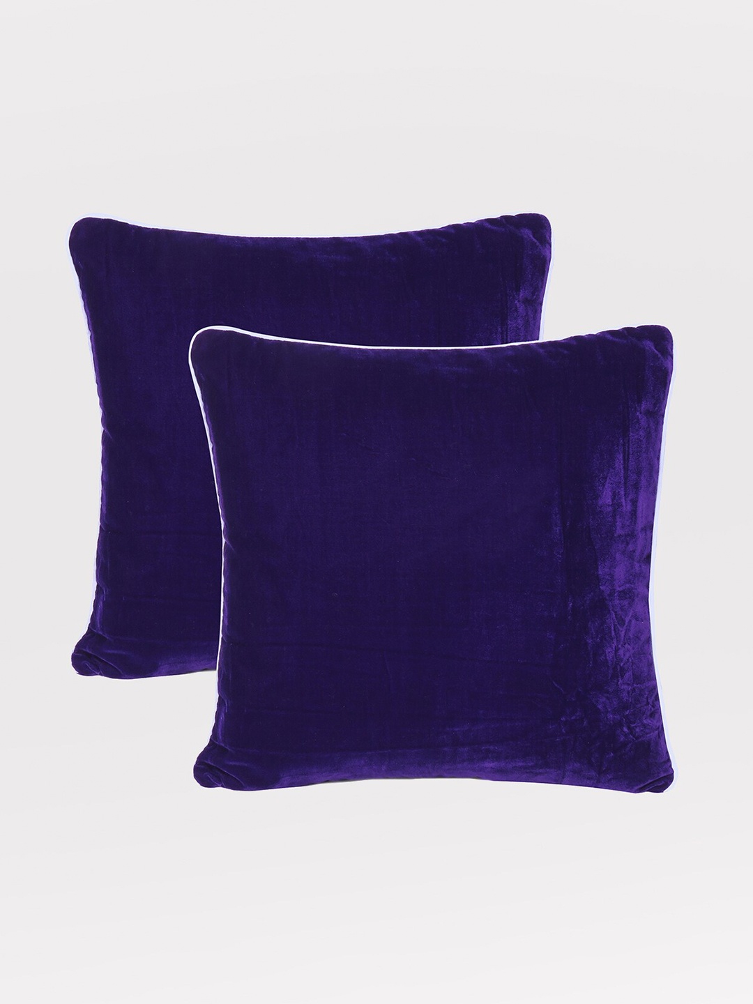 

OUSSUM Purple & White Set of 2 Velvet Square Cushion Covers