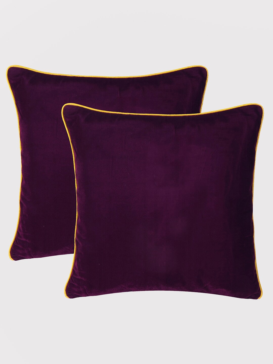 

OUSSUM Violet Set of 2 Velvet Square Cushion Covers