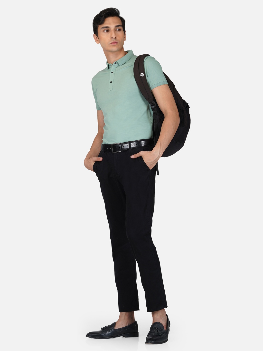 

Tinted Men Green Polo Collar T-shirt
