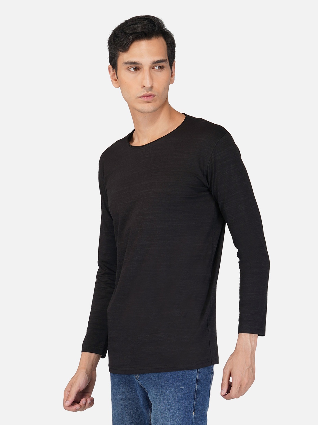 

Tinted Men Black Slim Fit T-shirt