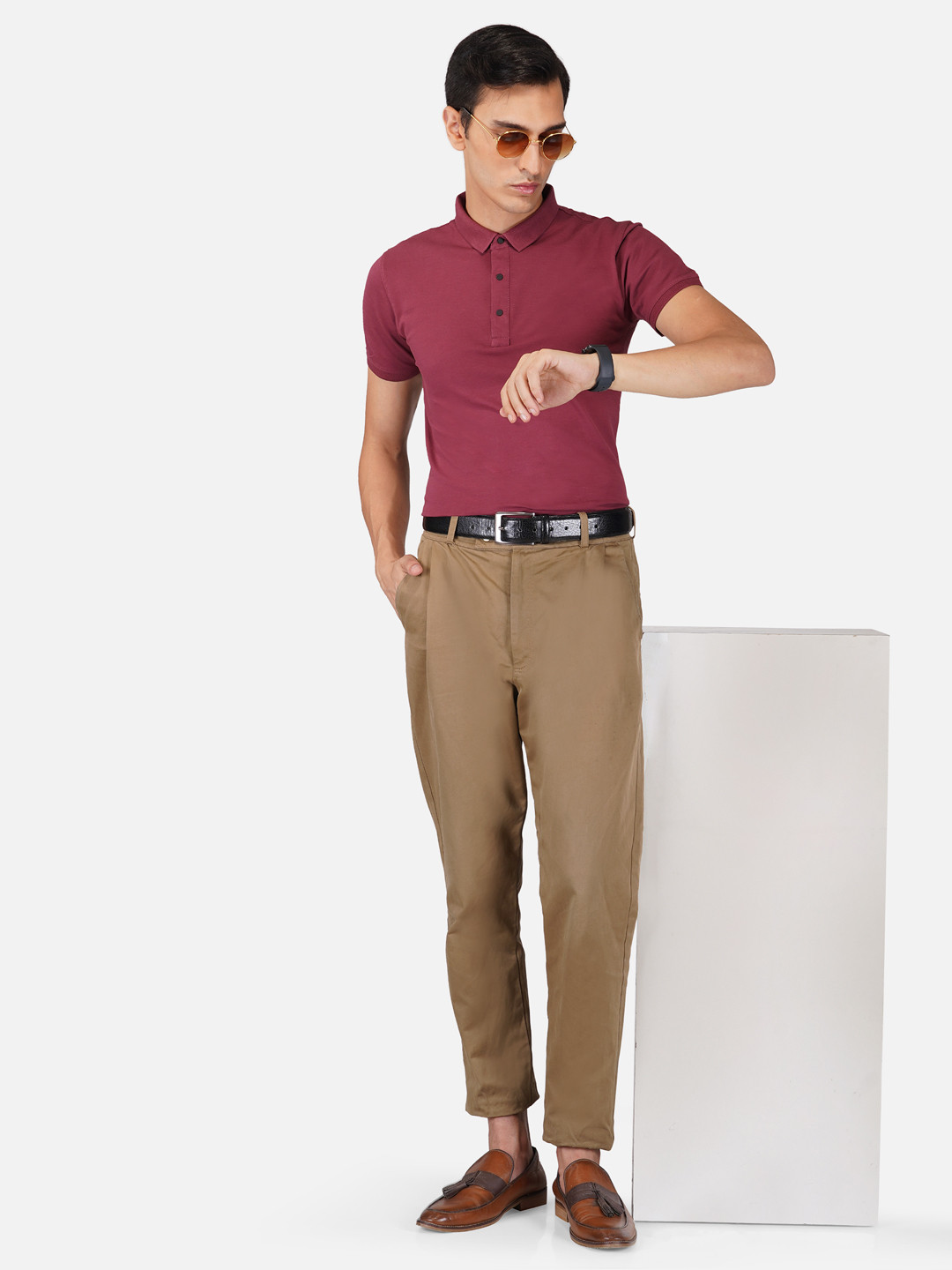 

Tinted Men Maroon Solid Cotton Polo Collar T-shirt