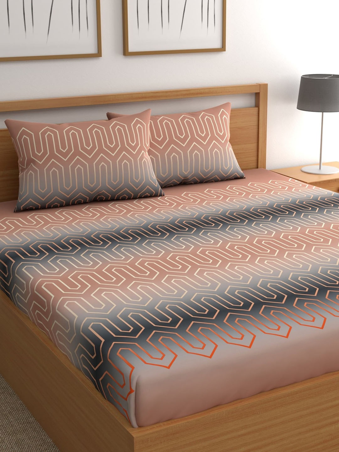

CHHAVI INDIA Brown & Grey Geometric 210 TC Queen Bedsheet with 2 Pillow Covers