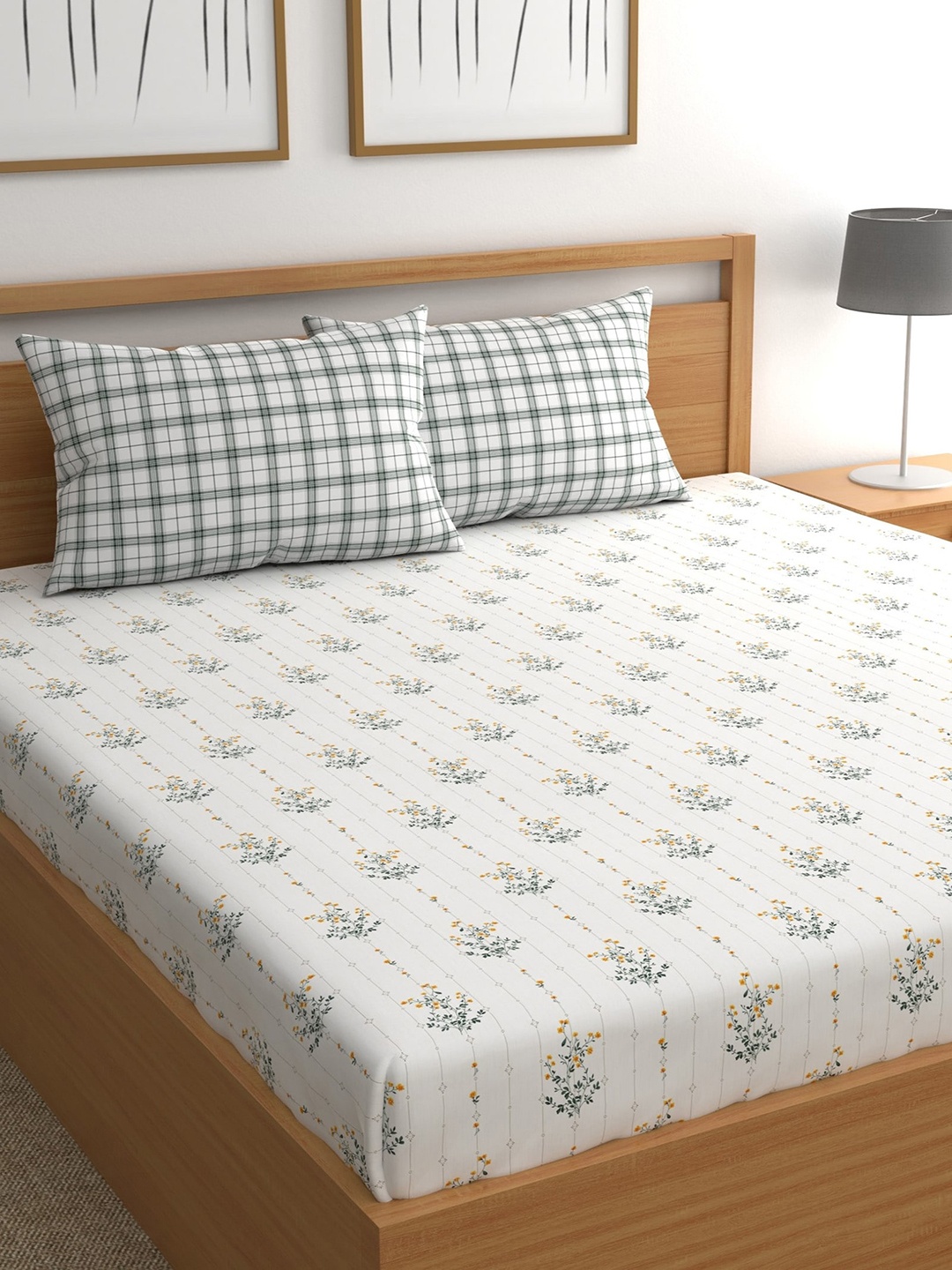 

CHHAVI INDIA White 210 tc Bedsheets With 2 Pillow Cover