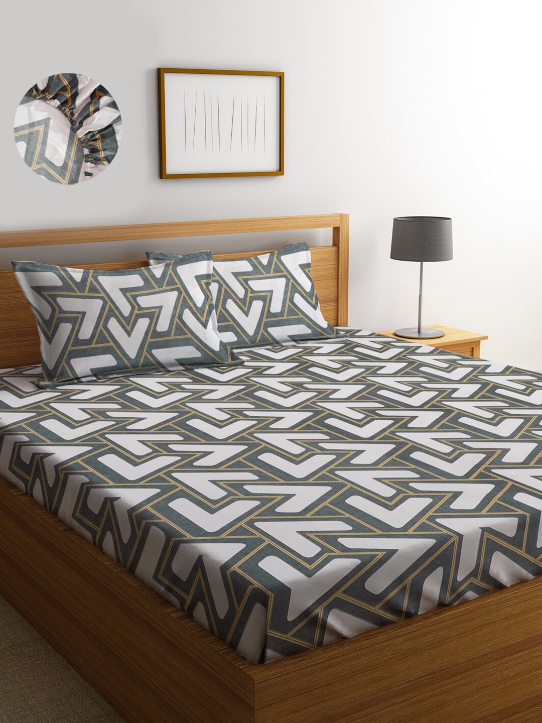

KLOTTHE Geometric Printed 300 TC Fitted King Bedsheet with 2 Pillow Covers, White