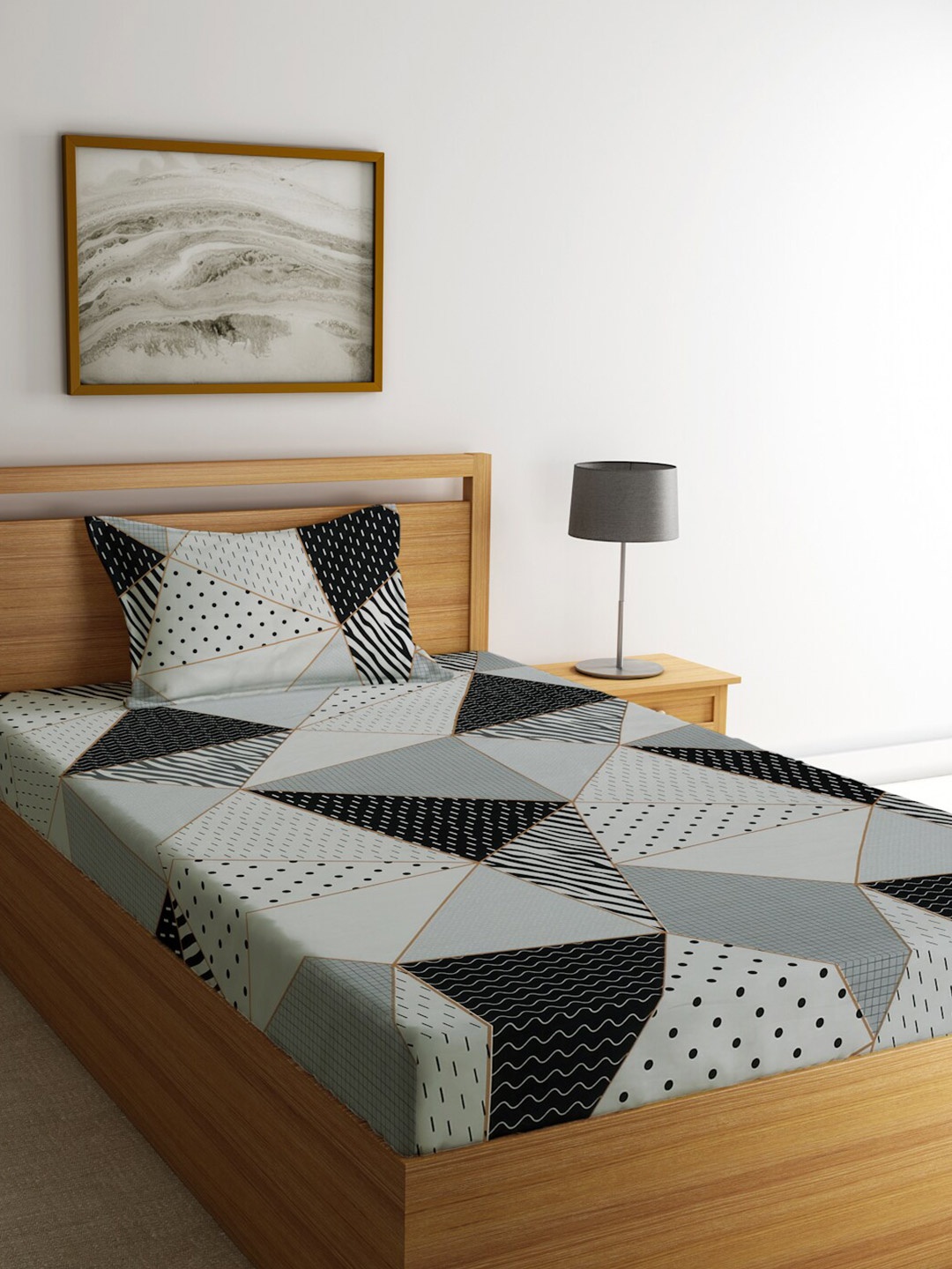 

KLOTTHE White & Black Geometric 300 TC Single Bedsheet with 1 Pillow Covers