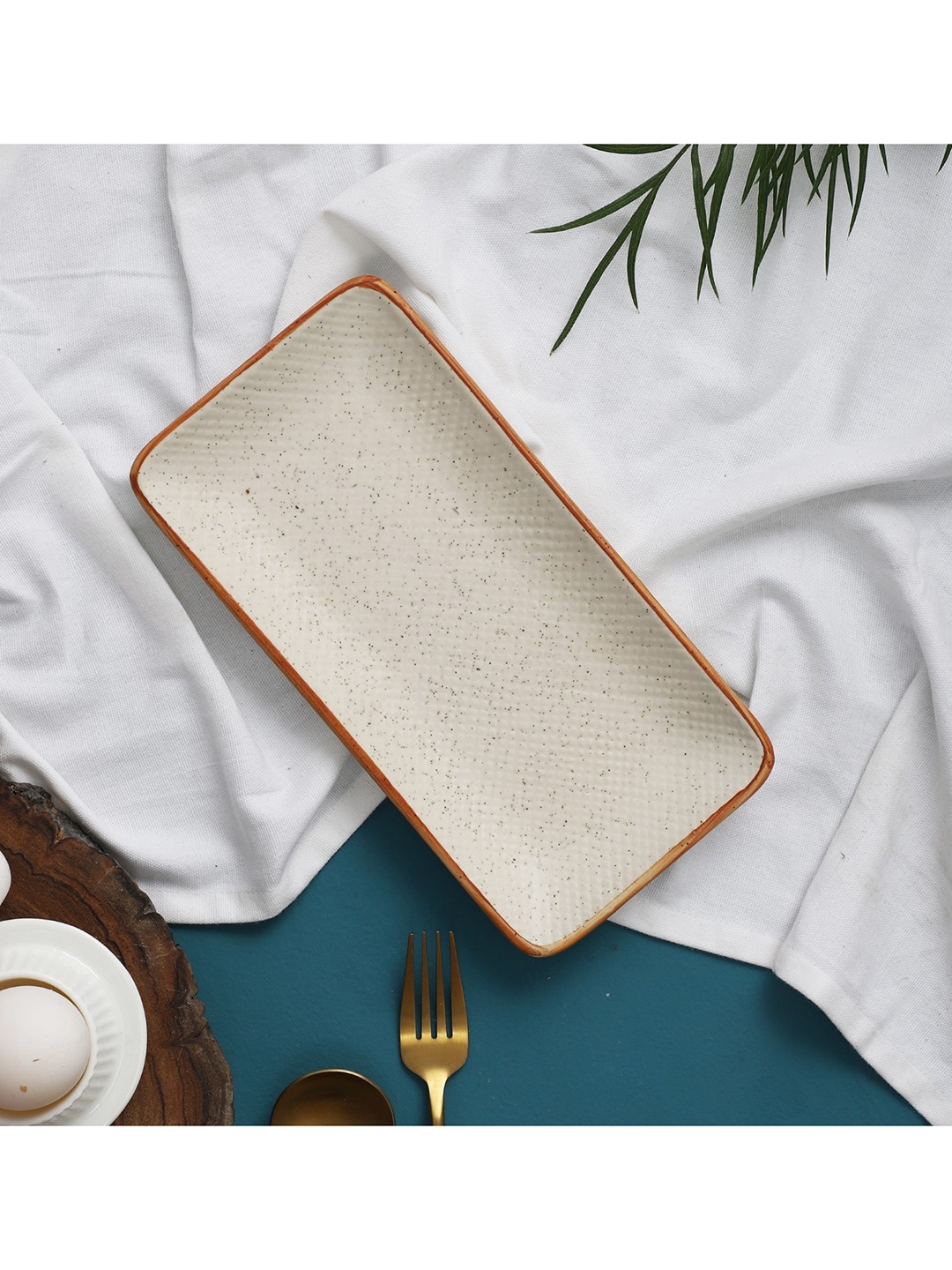 

The Decor Mart White Solid Serving Platter