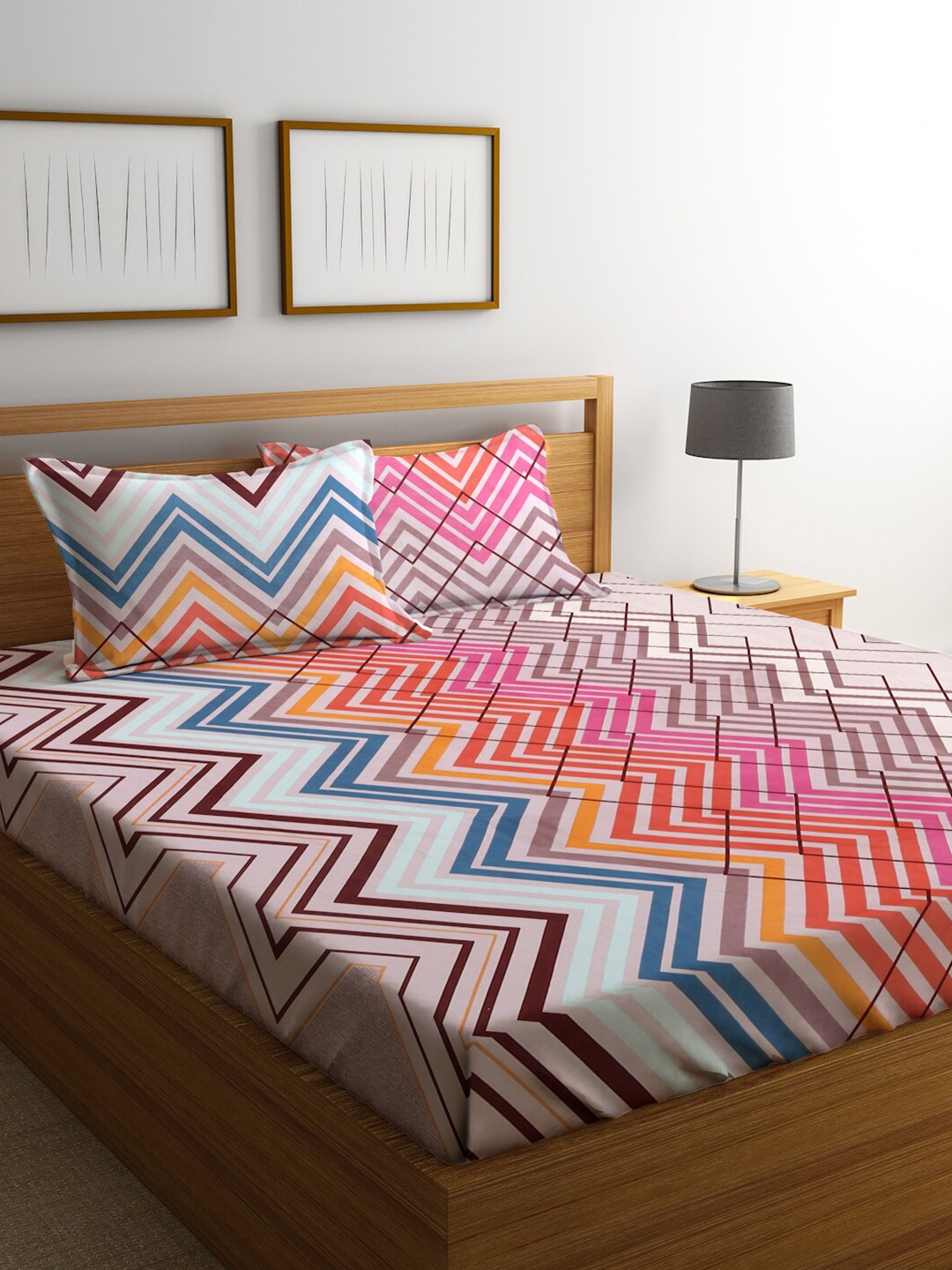 

KLOTTHE White & Pink 300 TC King Bedsheet with 2 Pillow Covers