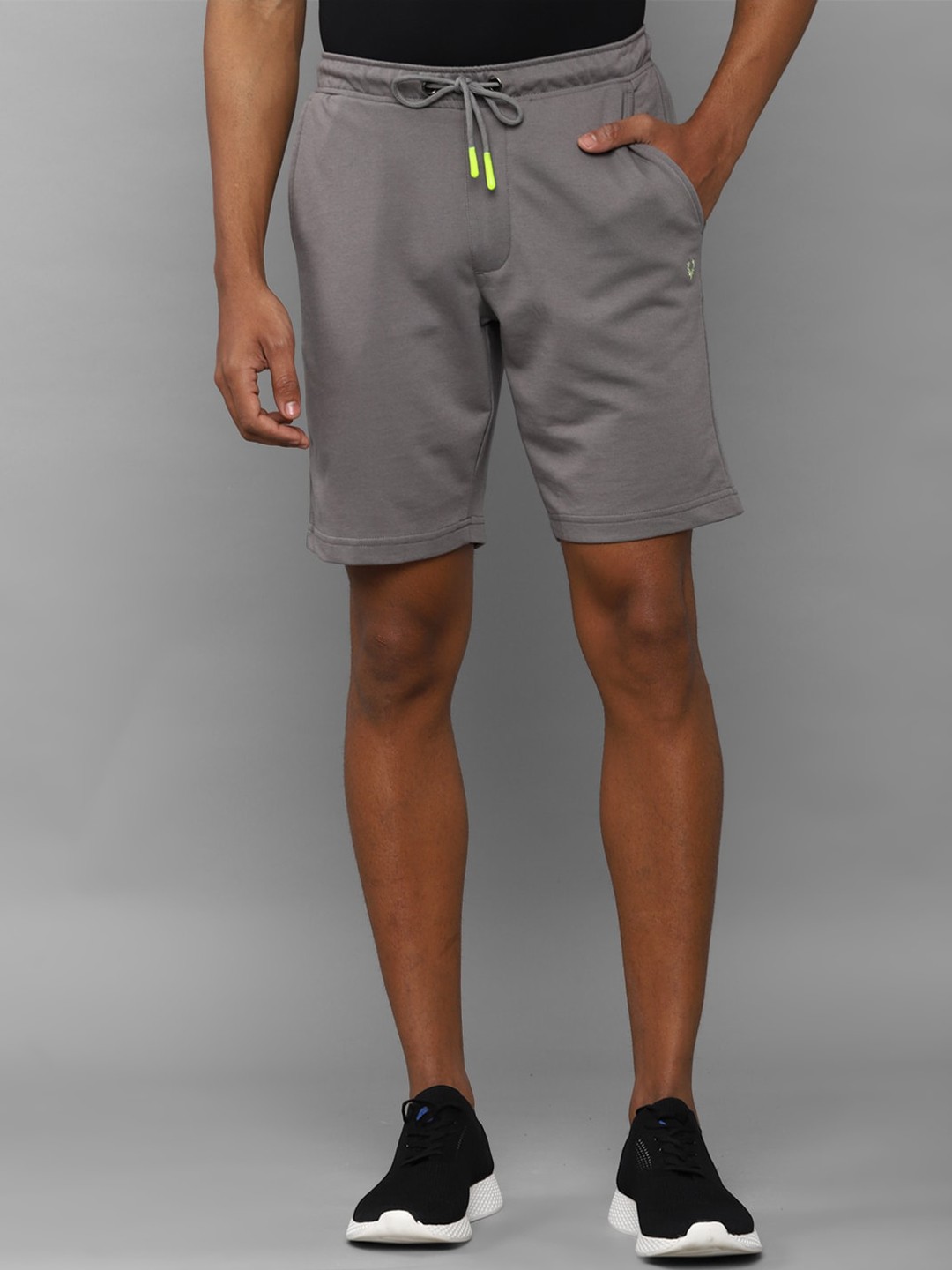 

Allen Solly Men Grey Solid Slim Fit Shorts