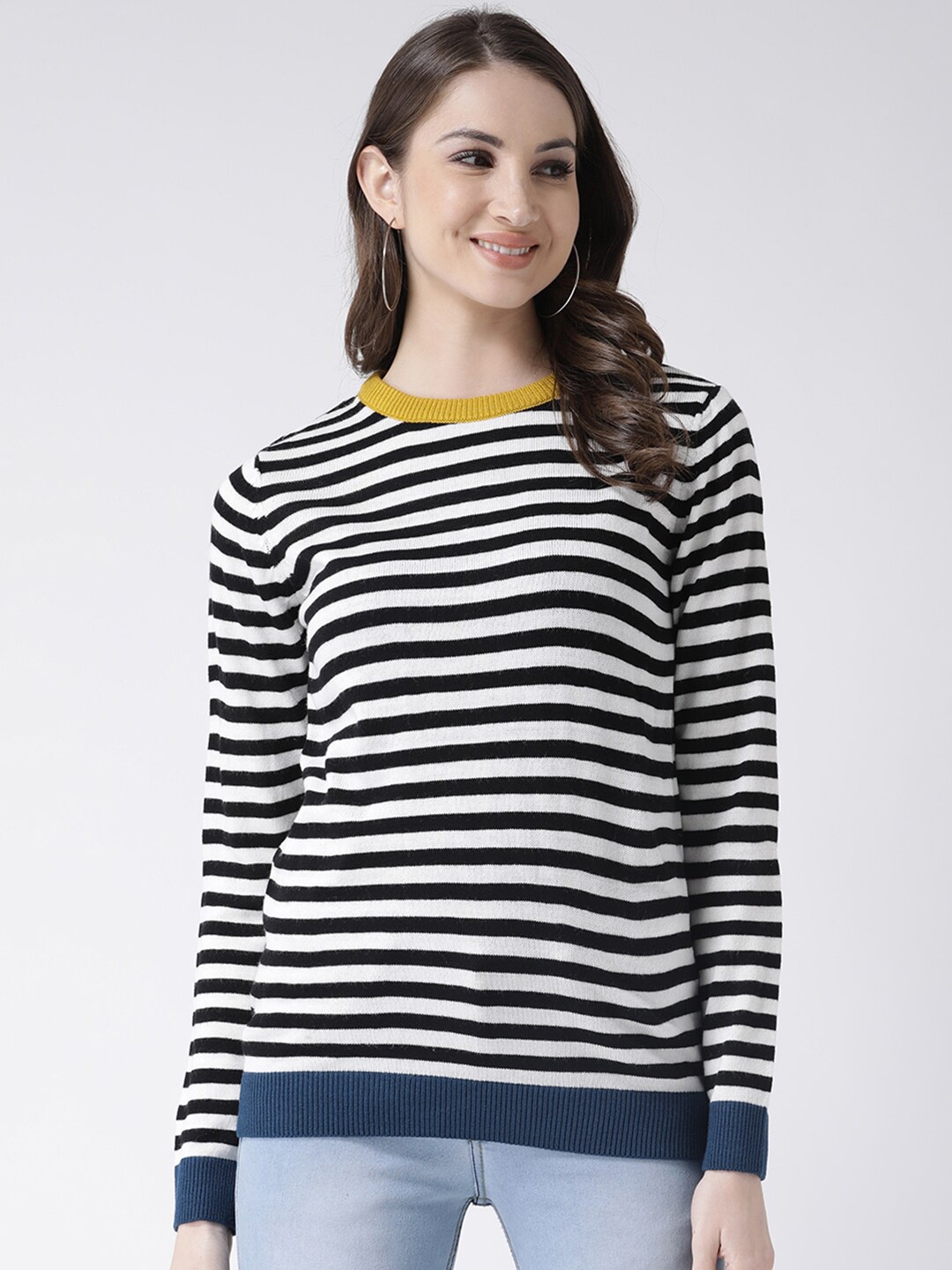 

Club York Women White & Blue Striped Pullover