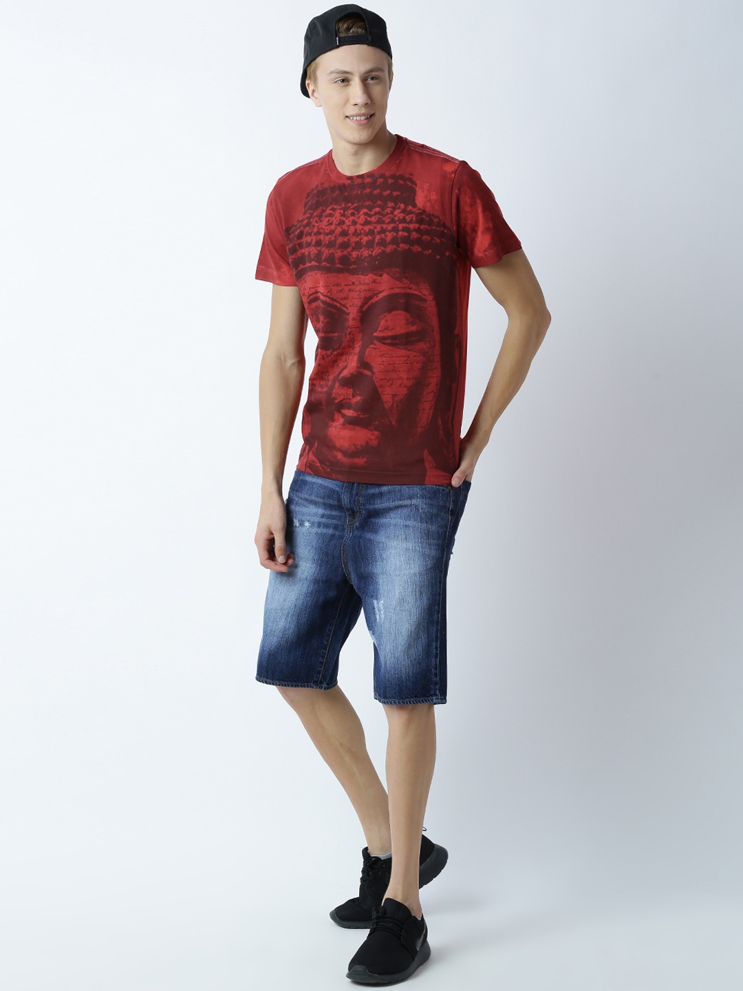 

Huetrap Men Red Printed Round Neck T-shirt