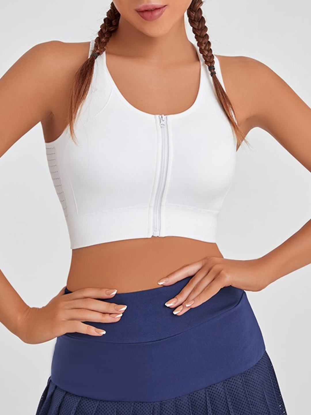 

URBANIC Women White Zipper Sports Bra